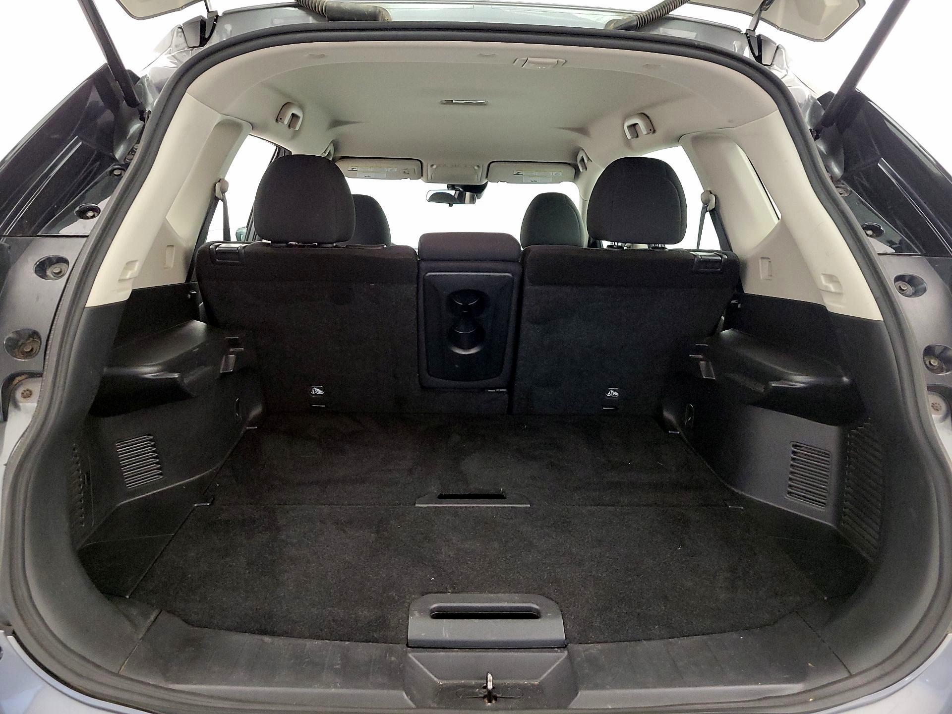 Thumbnail: 2020 Nissan Rogue - 20