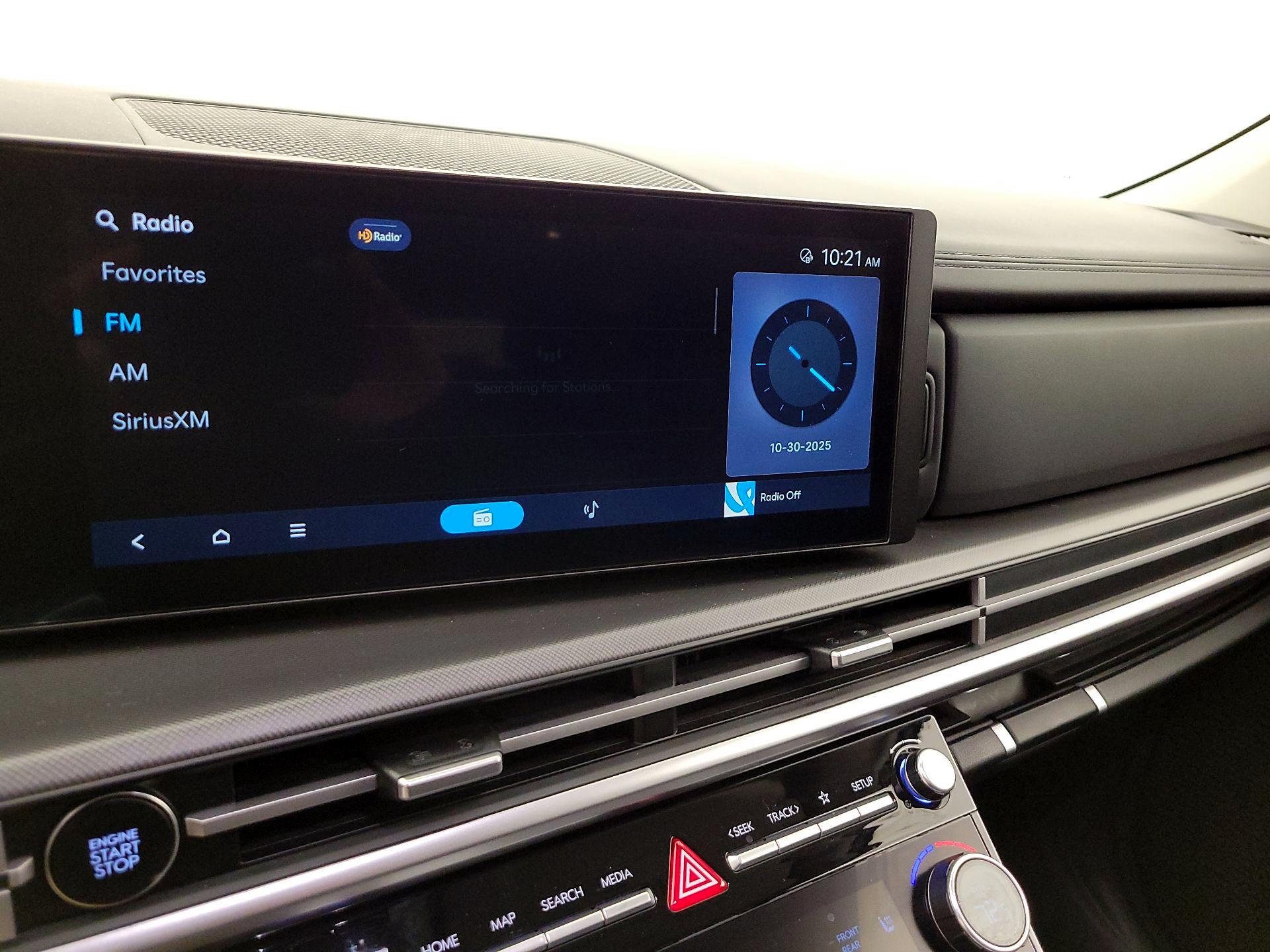 Thumbnail: 2024 Hyundai Santa Fe - 16