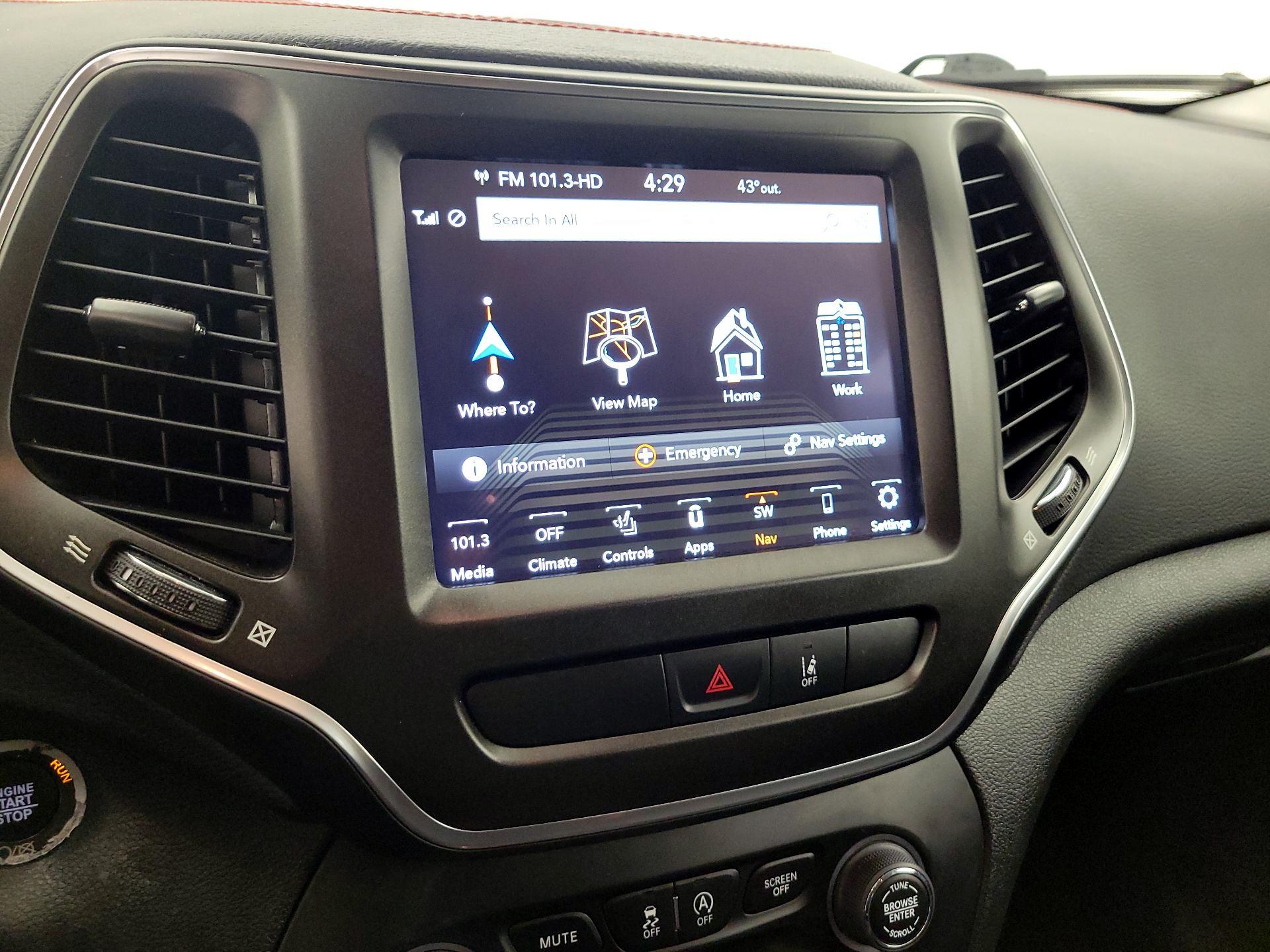 Thumbnail: 2022 Jeep Cherokee - 14