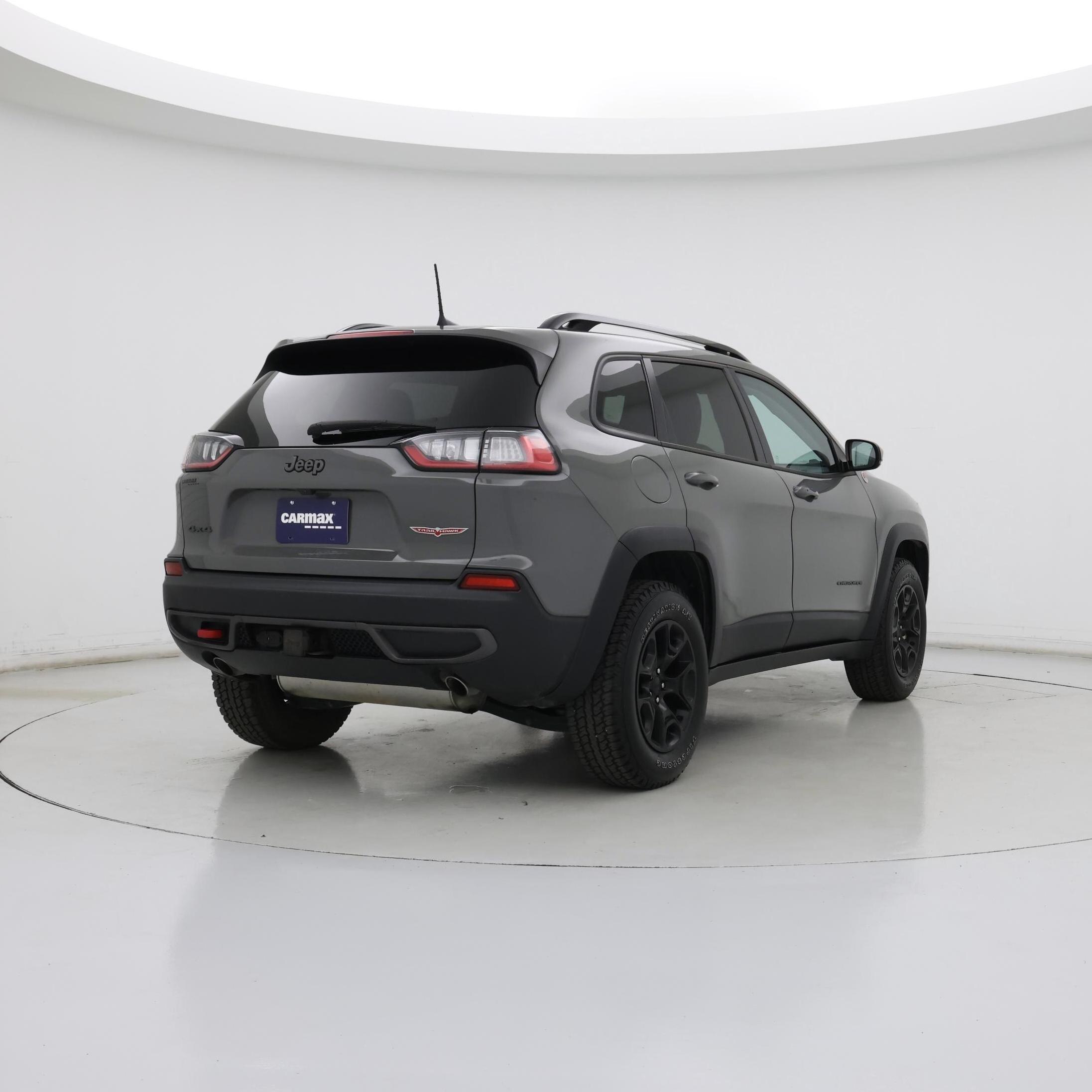 Thumbnail: 2022 Jeep Cherokee - 8
