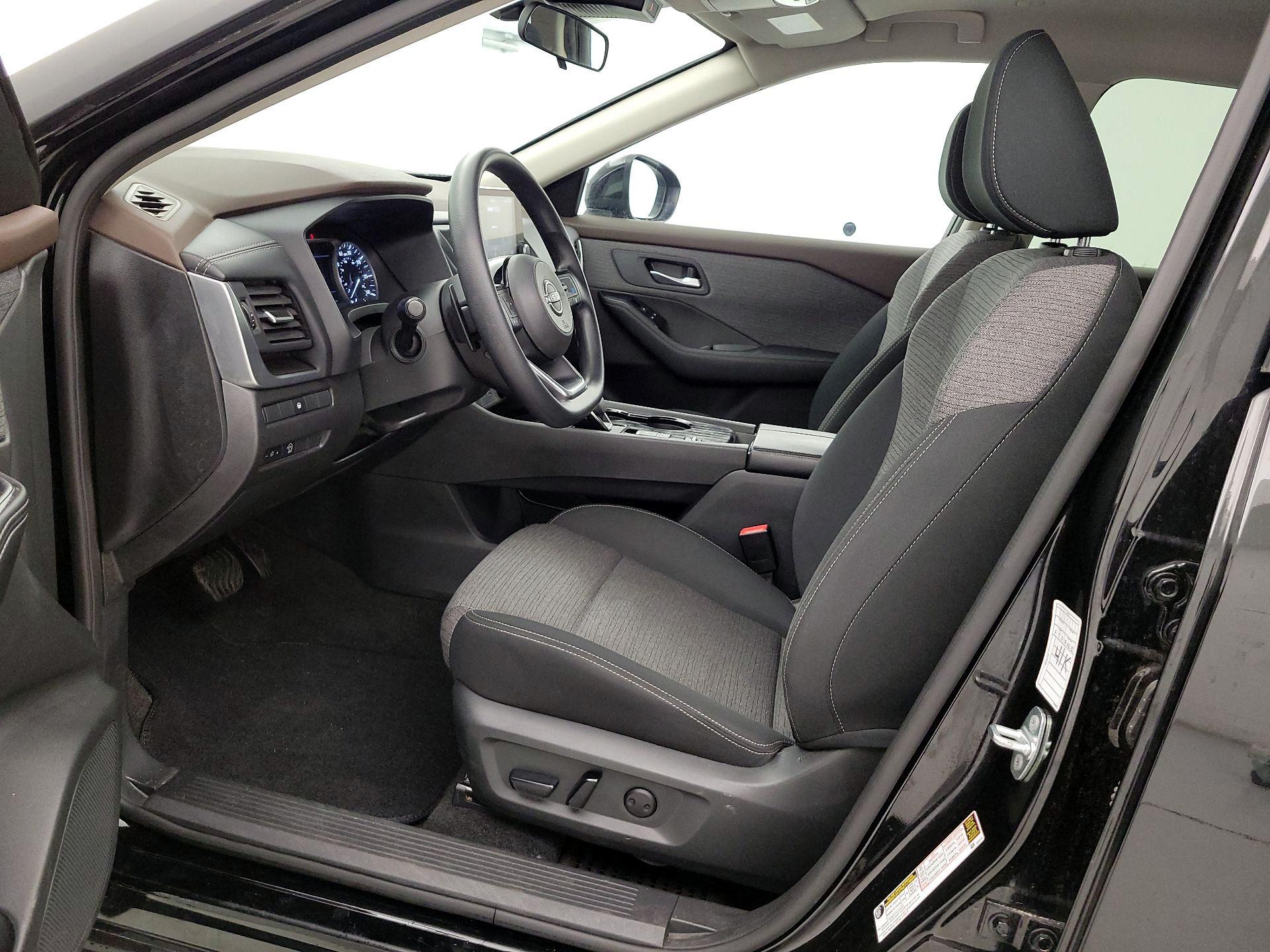 Thumbnail: 2023 Nissan Rogue - 11