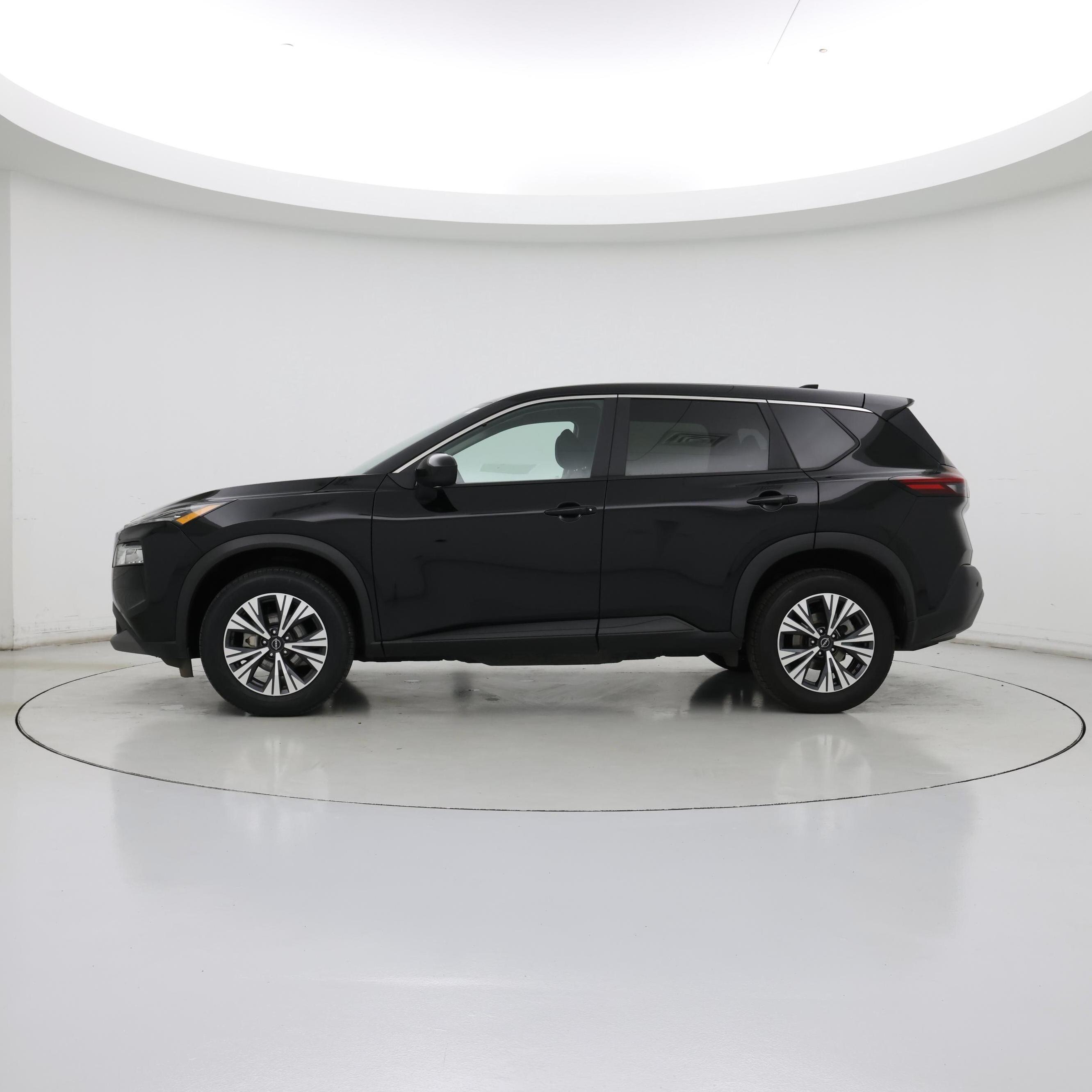 Thumbnail: 2023 Nissan Rogue - 3