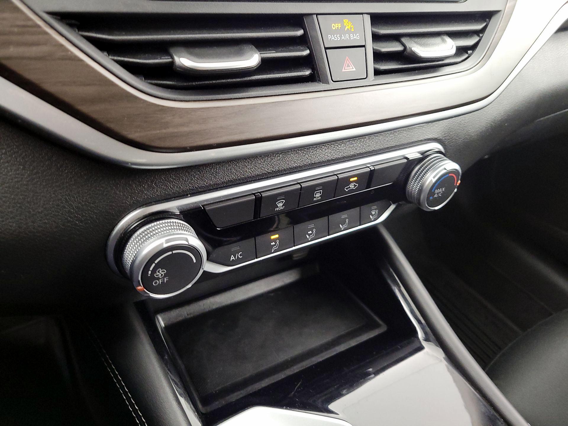 Thumbnail: 2023 Nissan Altima - 16