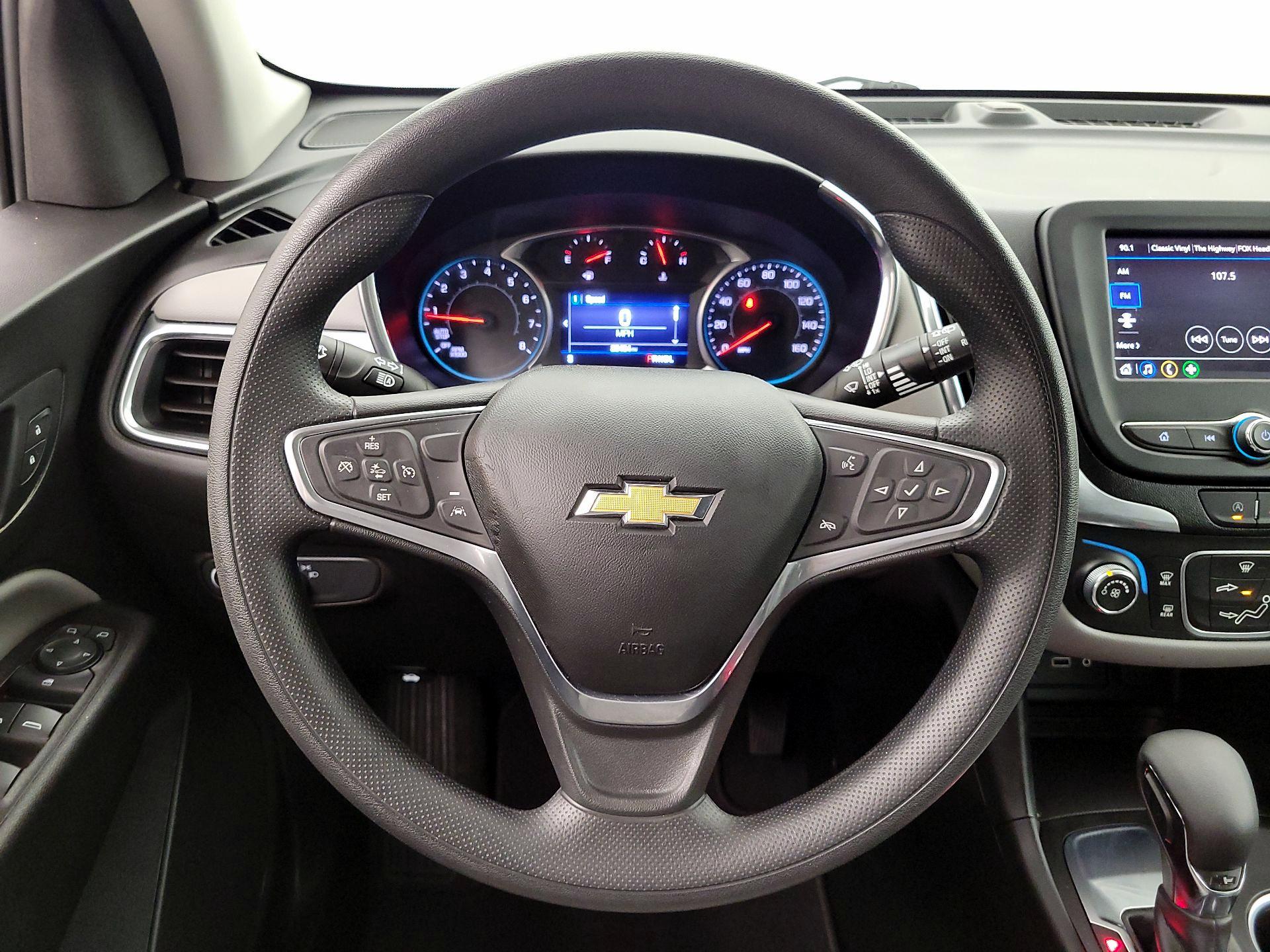 Thumbnail: 2022 Chevrolet Equinox - 10