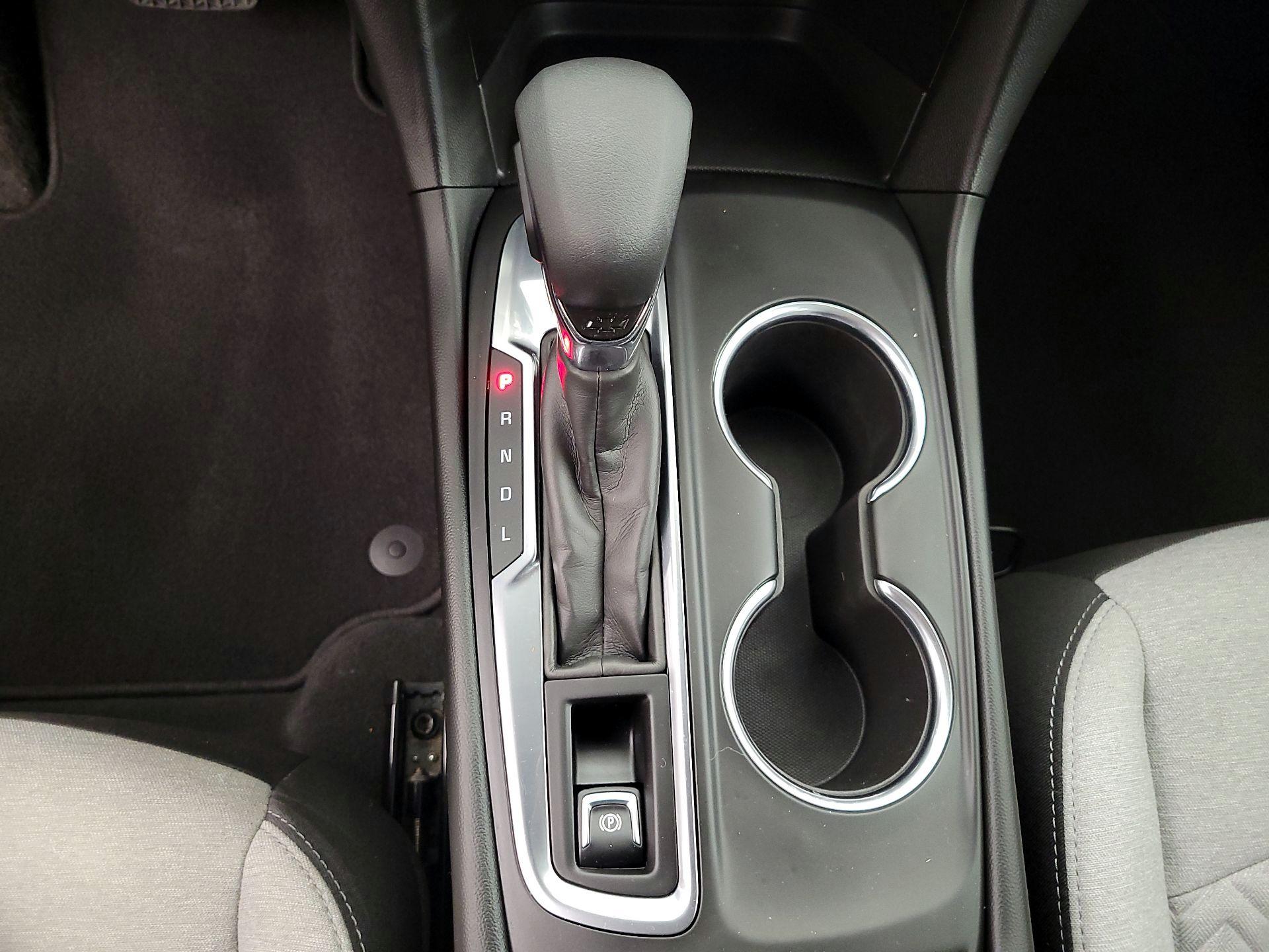 Thumbnail: 2022 Chevrolet Equinox - 16