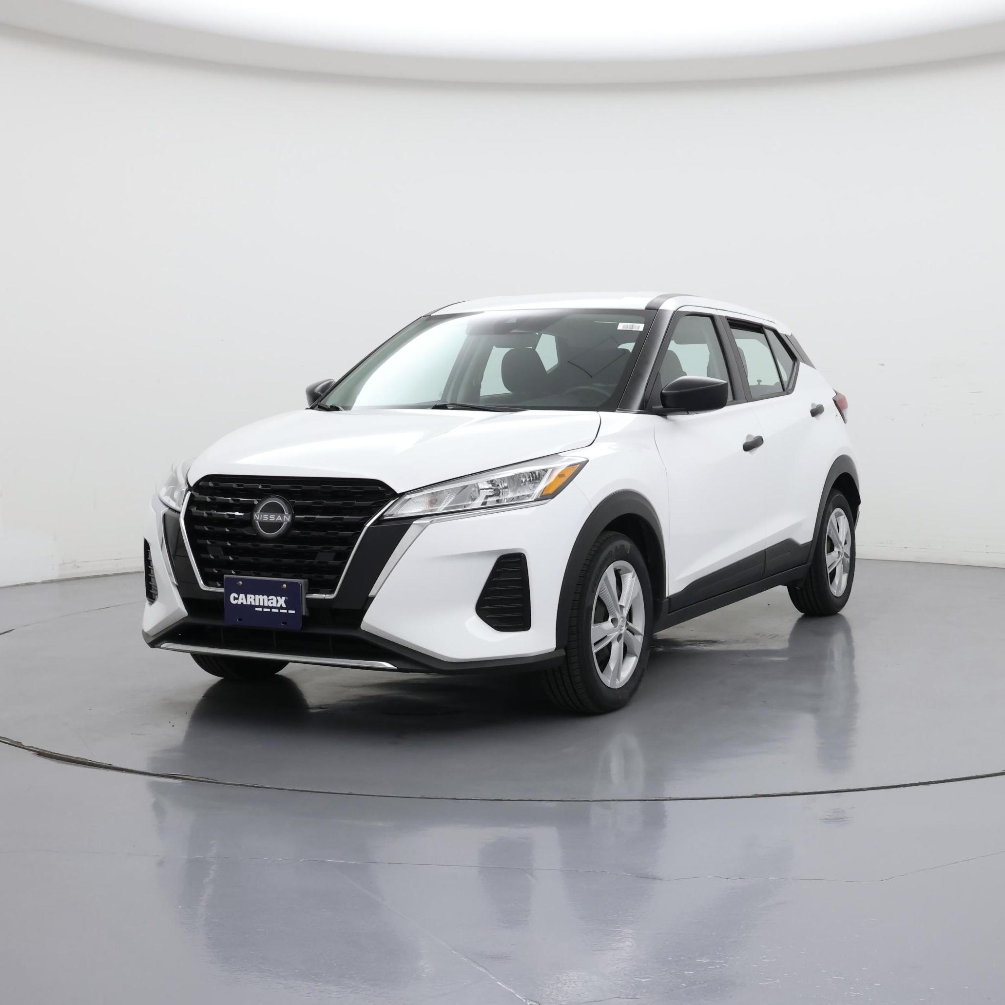 Thumbnail: 2022 Nissan Kicks - 4