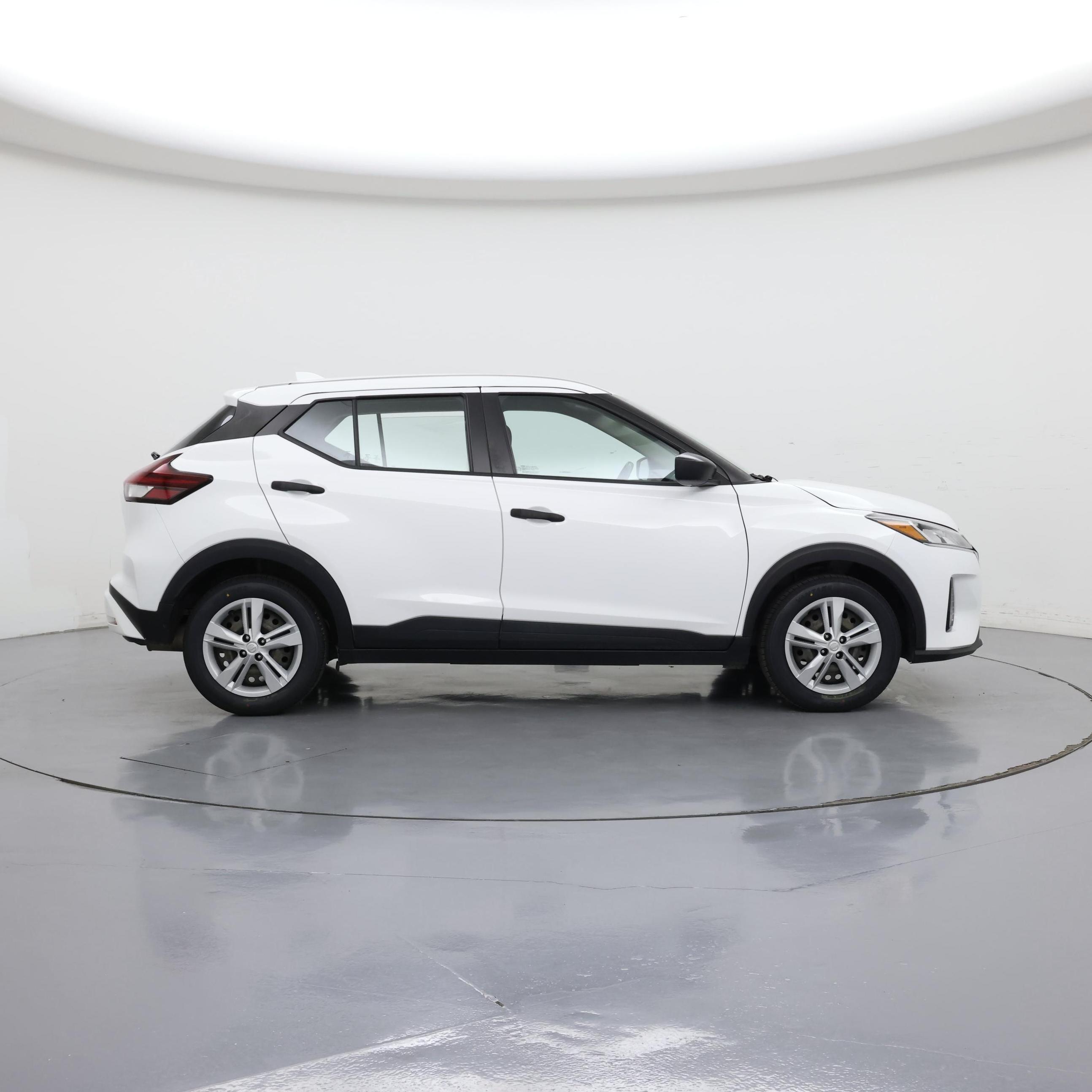 Thumbnail: 2022 Nissan Kicks - 7