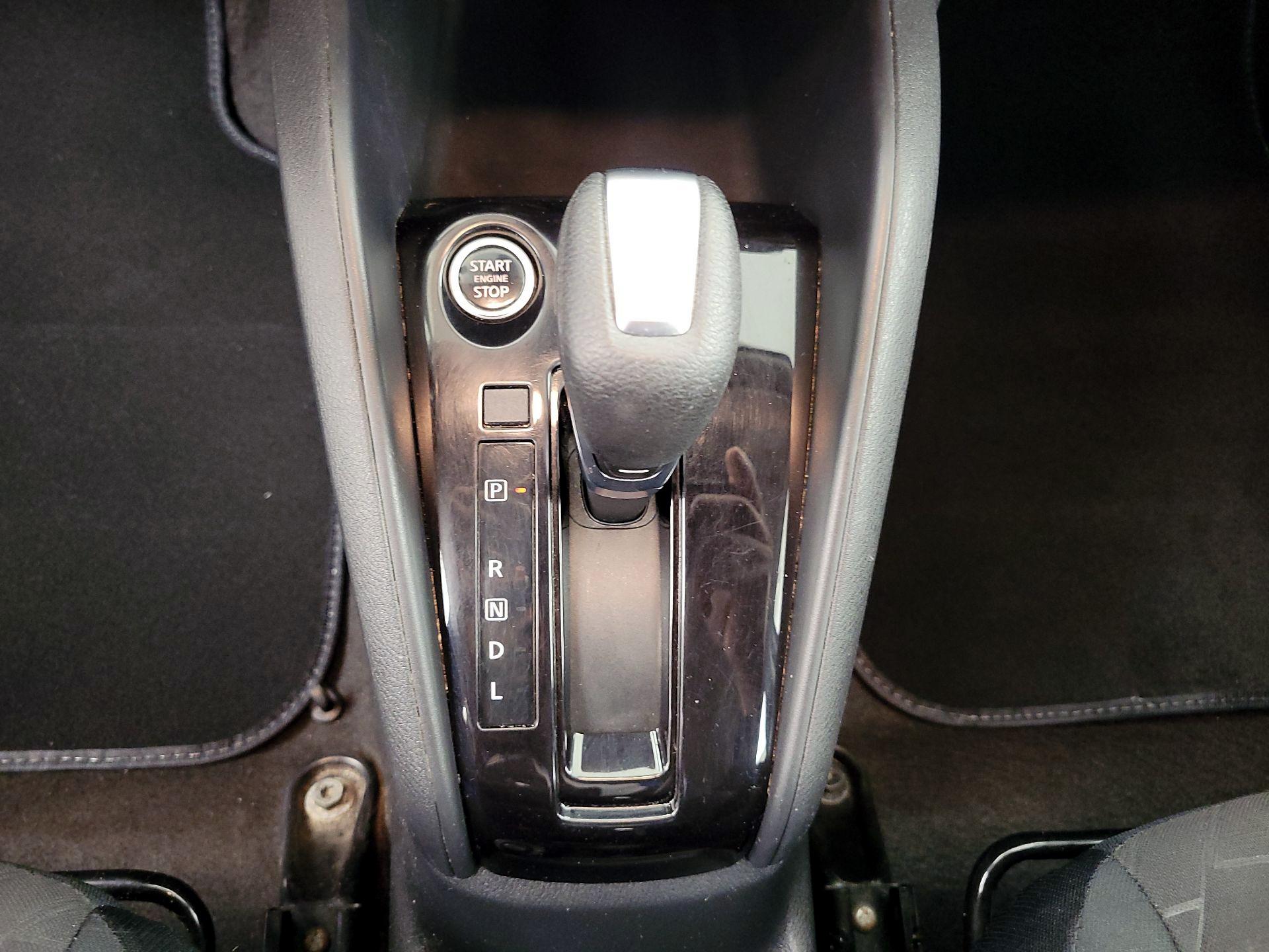 Thumbnail: 2022 Nissan Kicks - 17