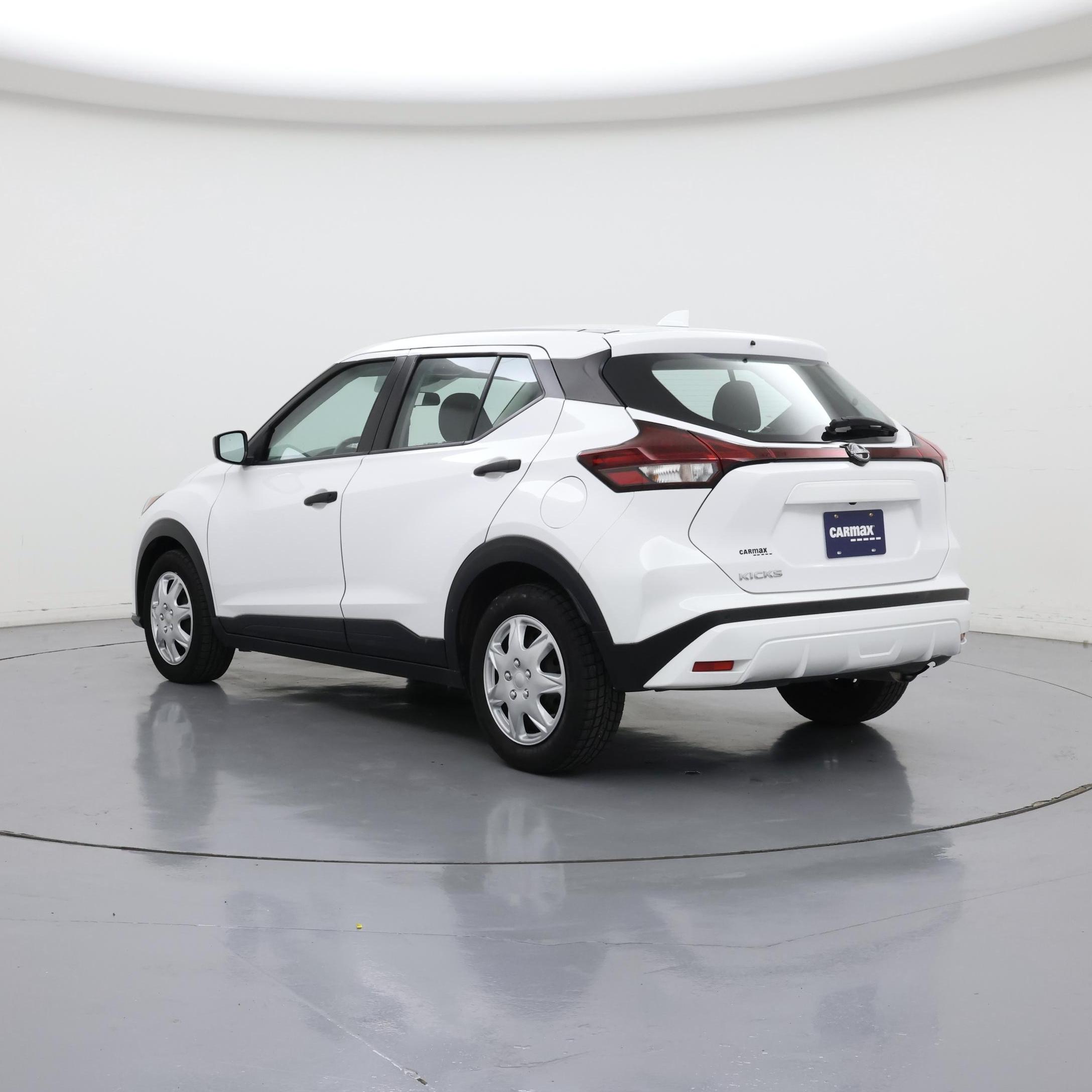 Thumbnail: 2022 Nissan Kicks - 2