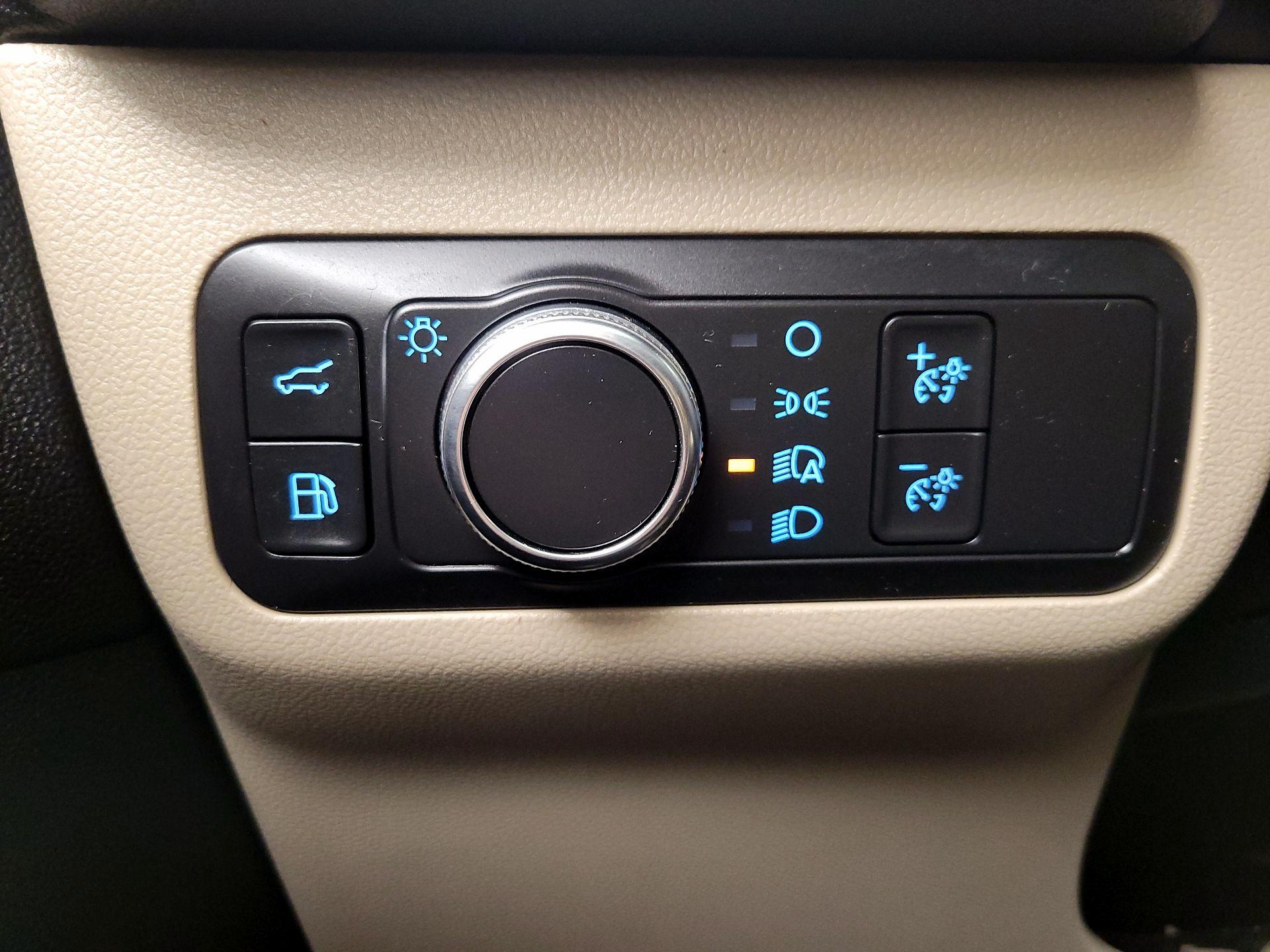 Thumbnail: 2020 Ford Escape - 13