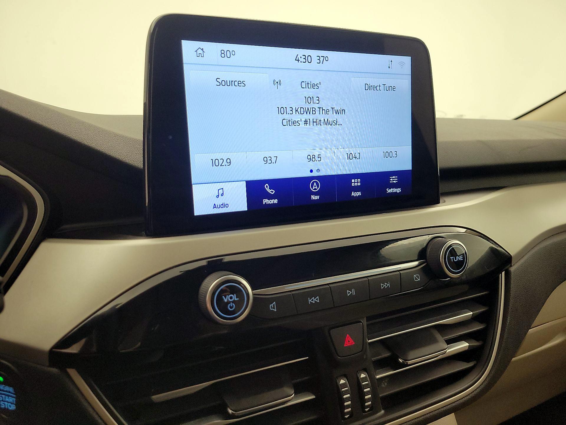 Thumbnail: 2020 Ford Escape - 16