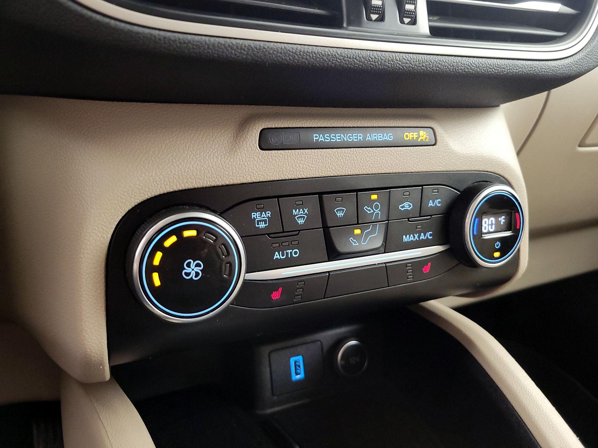 Thumbnail: 2020 Ford Escape - 17