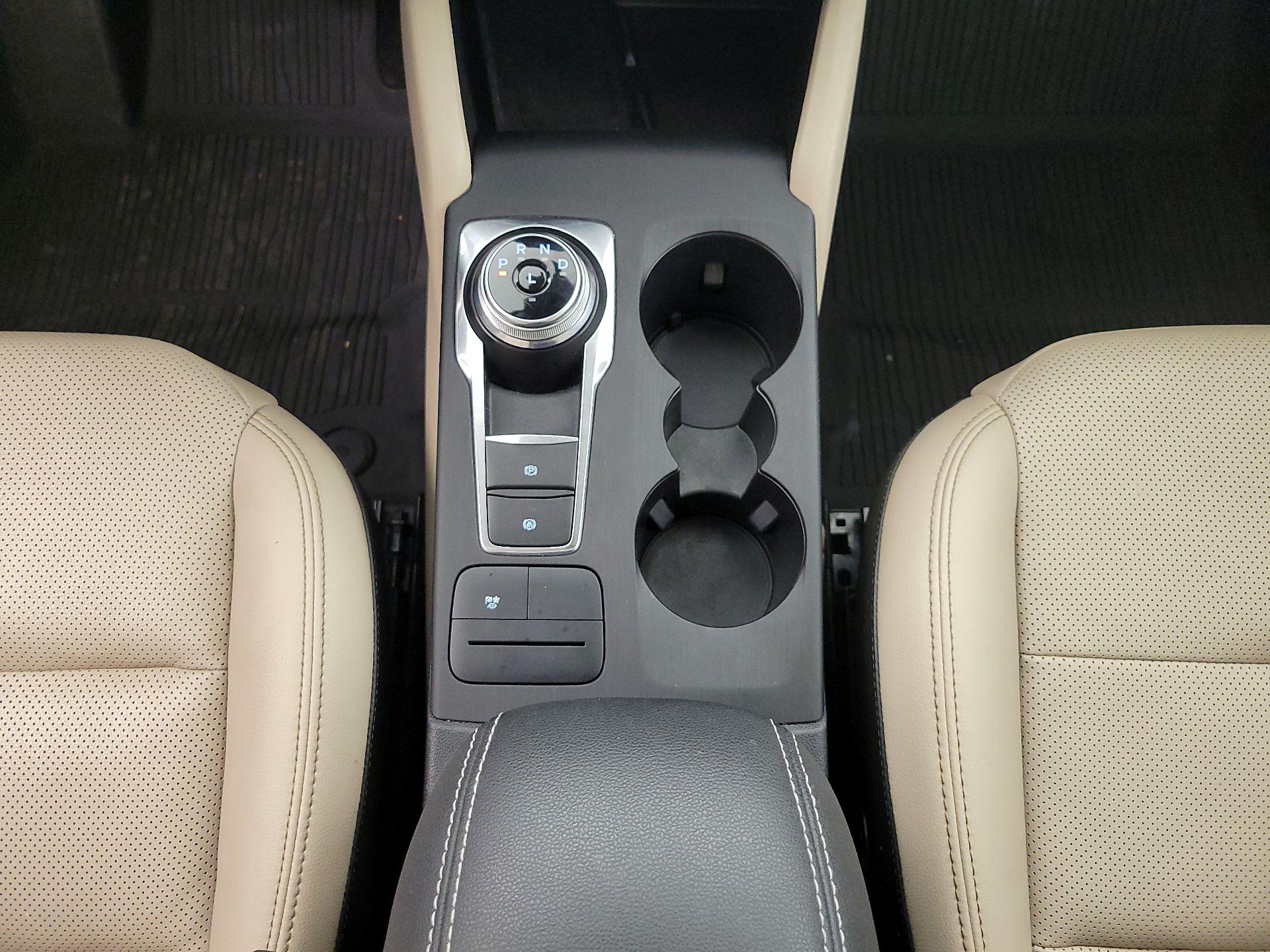 Thumbnail: 2020 Ford Escape - 18