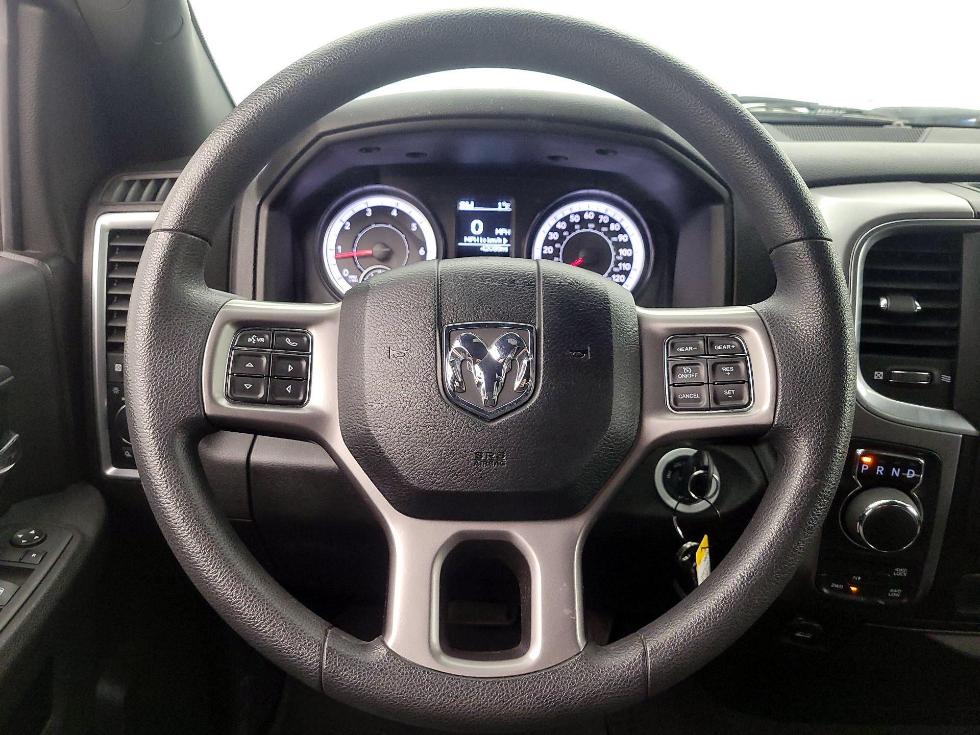 Thumbnail: 2022 RAM 1500 Classic - 10