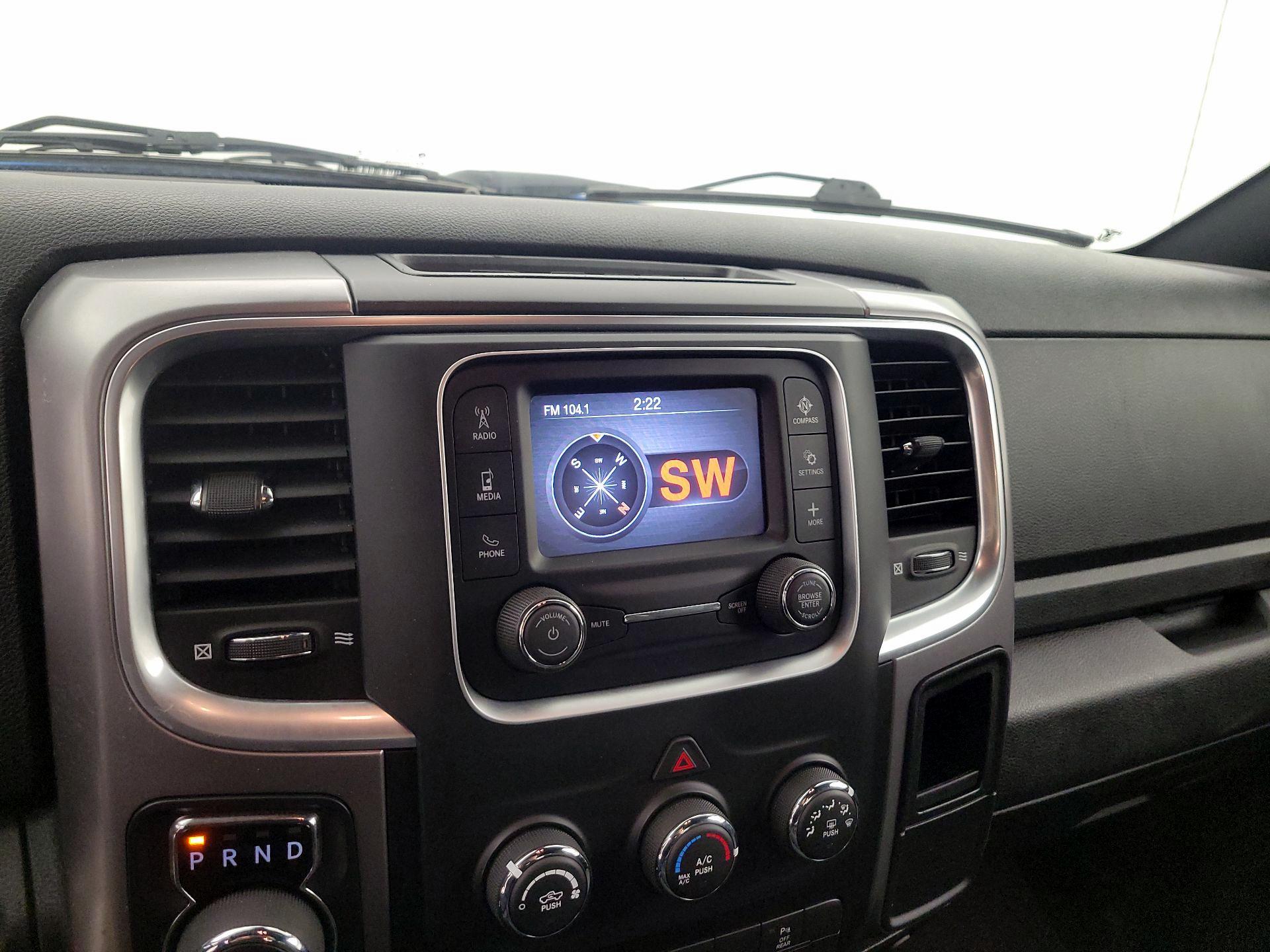 Thumbnail: 2022 RAM 1500 Classic - 14