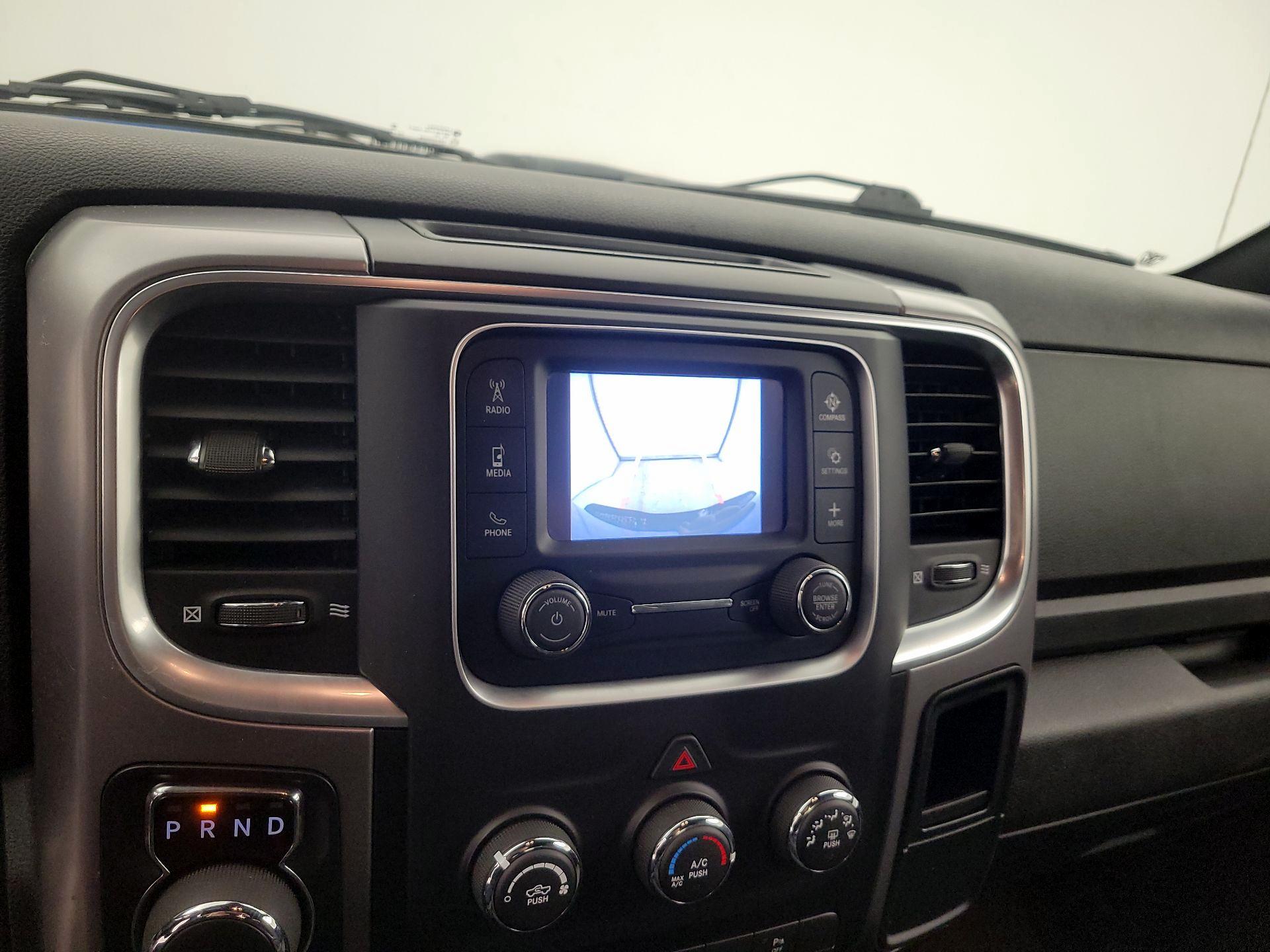 Thumbnail: 2022 RAM 1500 Classic - 15