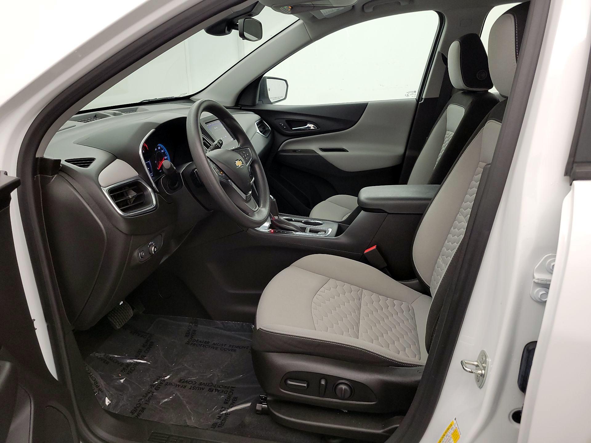 Thumbnail: 2021 Chevrolet Equinox - 11