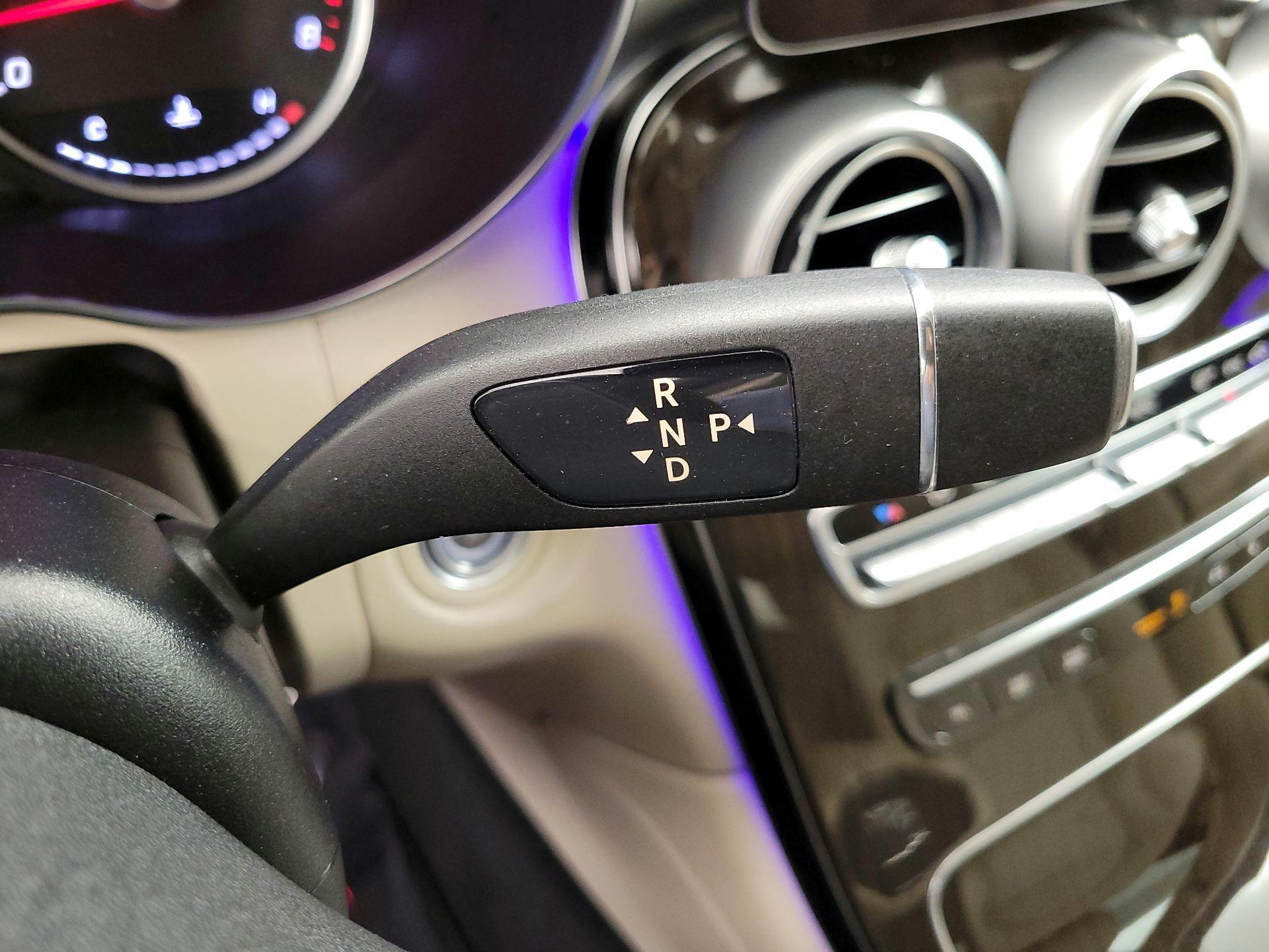 Thumbnail: 2020 Mercedes-Benz GLC - 17