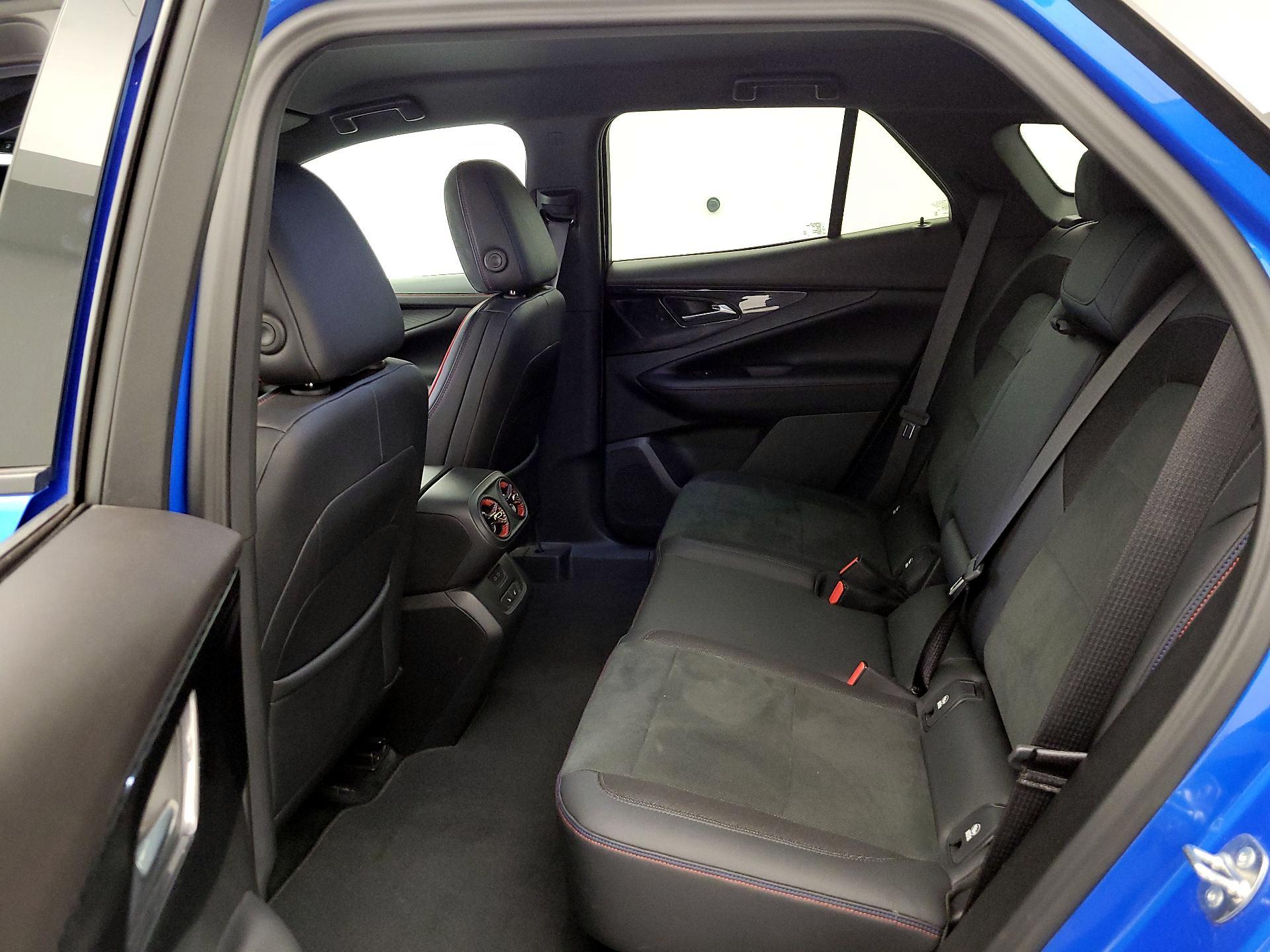 Thumbnail: 2024 Chevrolet Blazer EV - 20