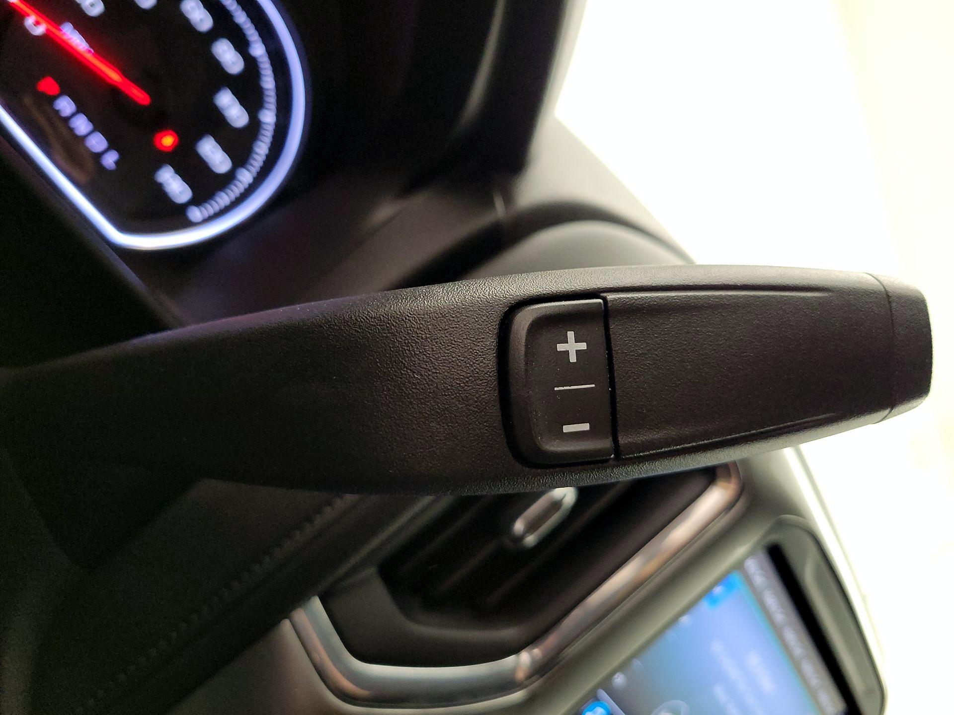 Thumbnail: 2020 Chevrolet Silverado 1500 - 18