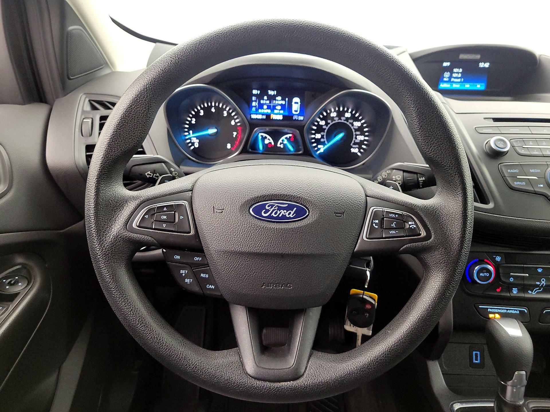 Thumbnail: 2017 Ford Escape - 10