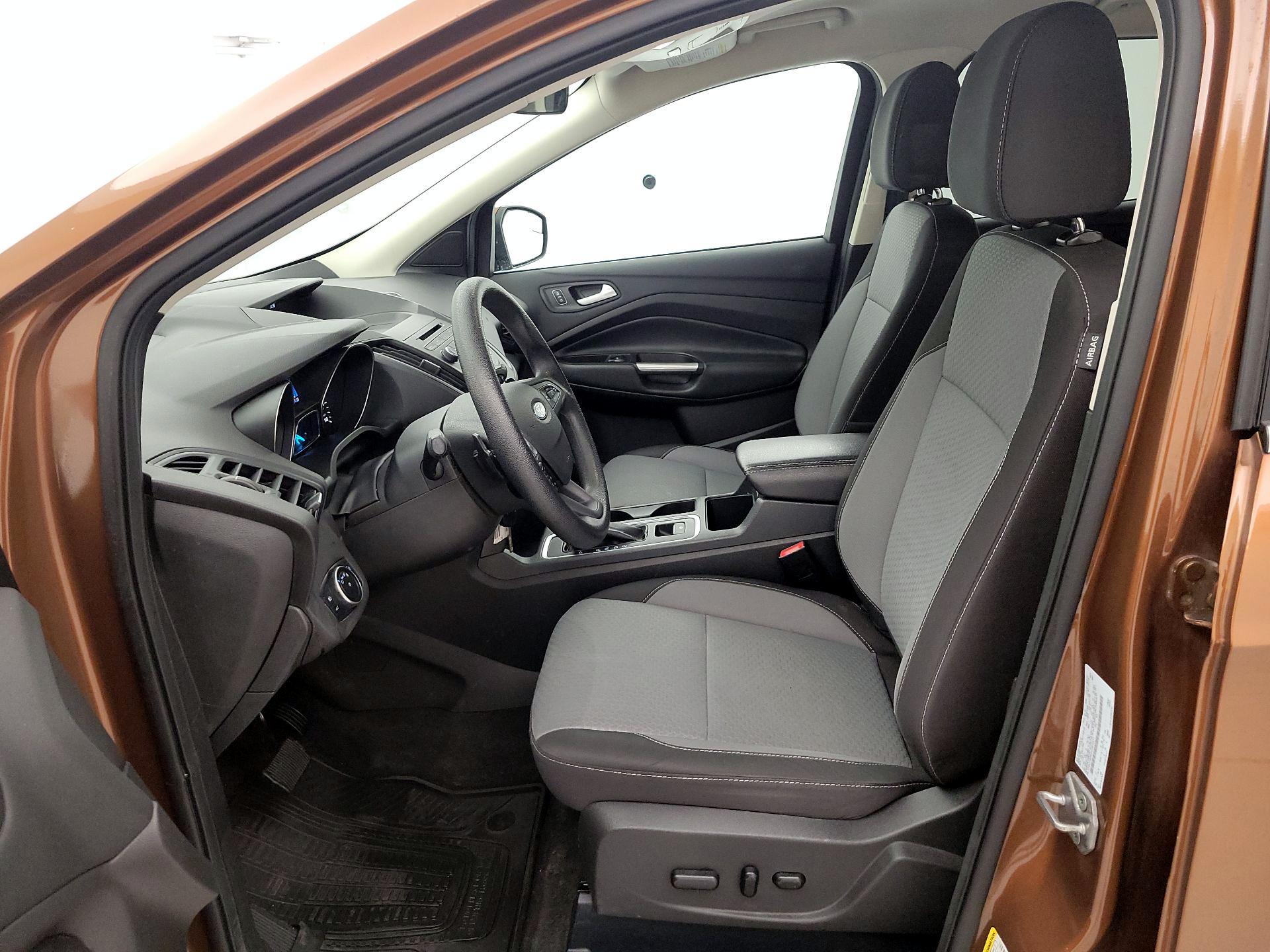 Thumbnail: 2017 Ford Escape - 11