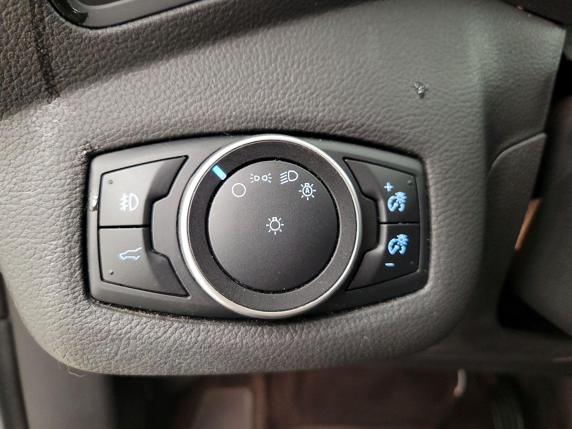 Thumbnail: 2017 Ford Escape - 13