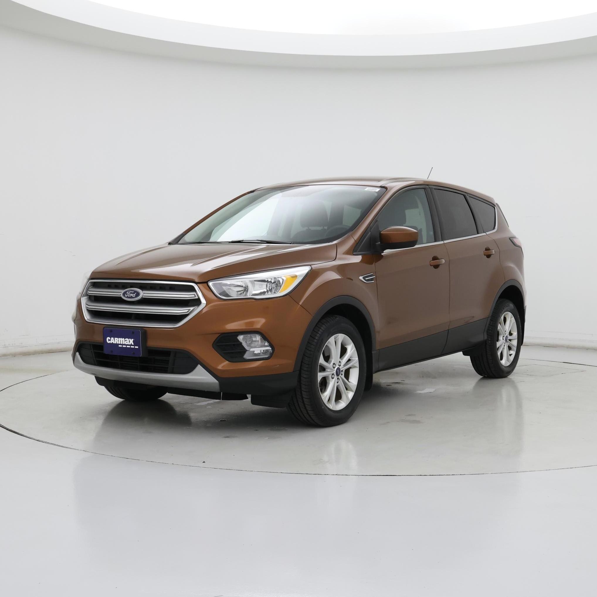 Thumbnail: 2017 Ford Escape - 4