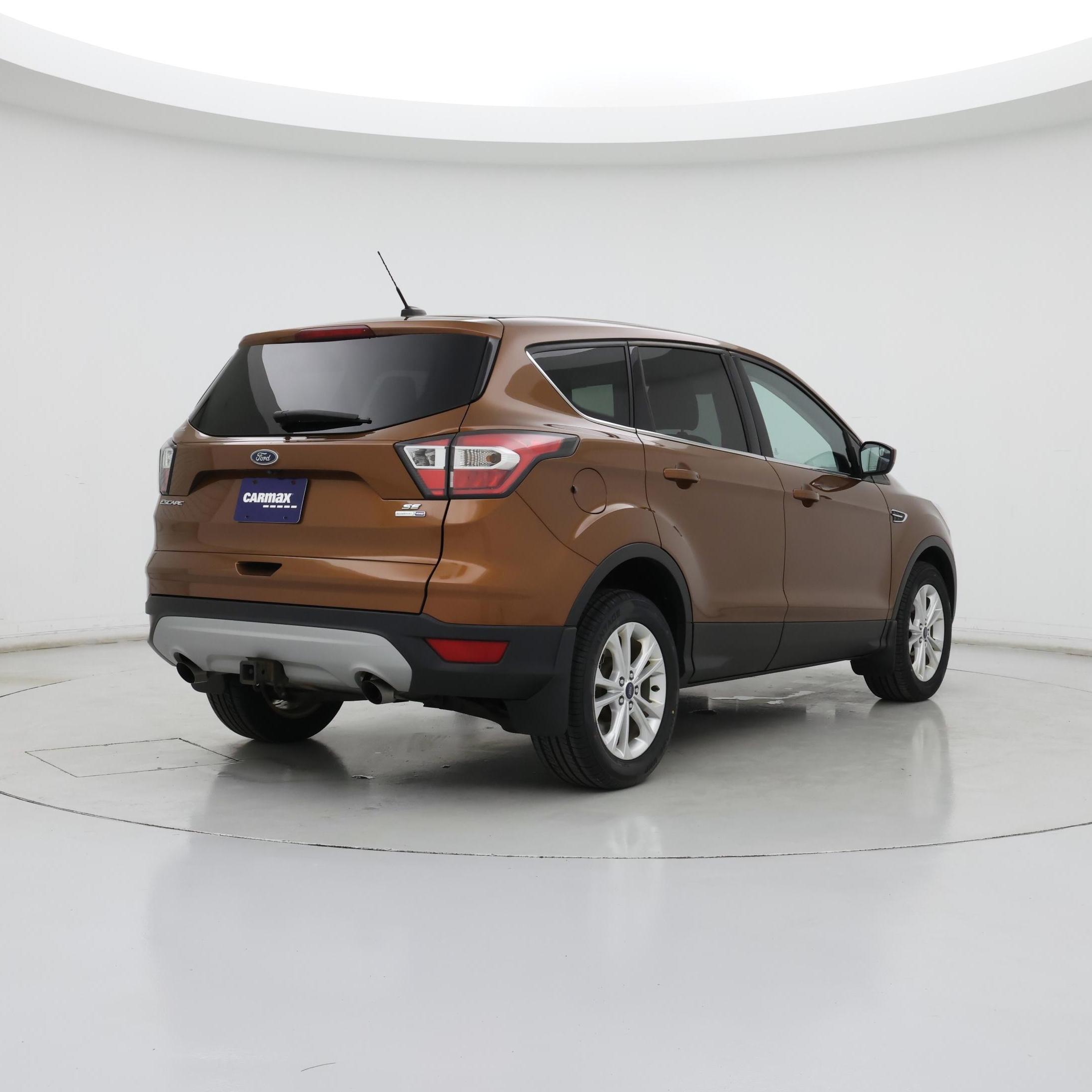 Thumbnail: 2017 Ford Escape - 8