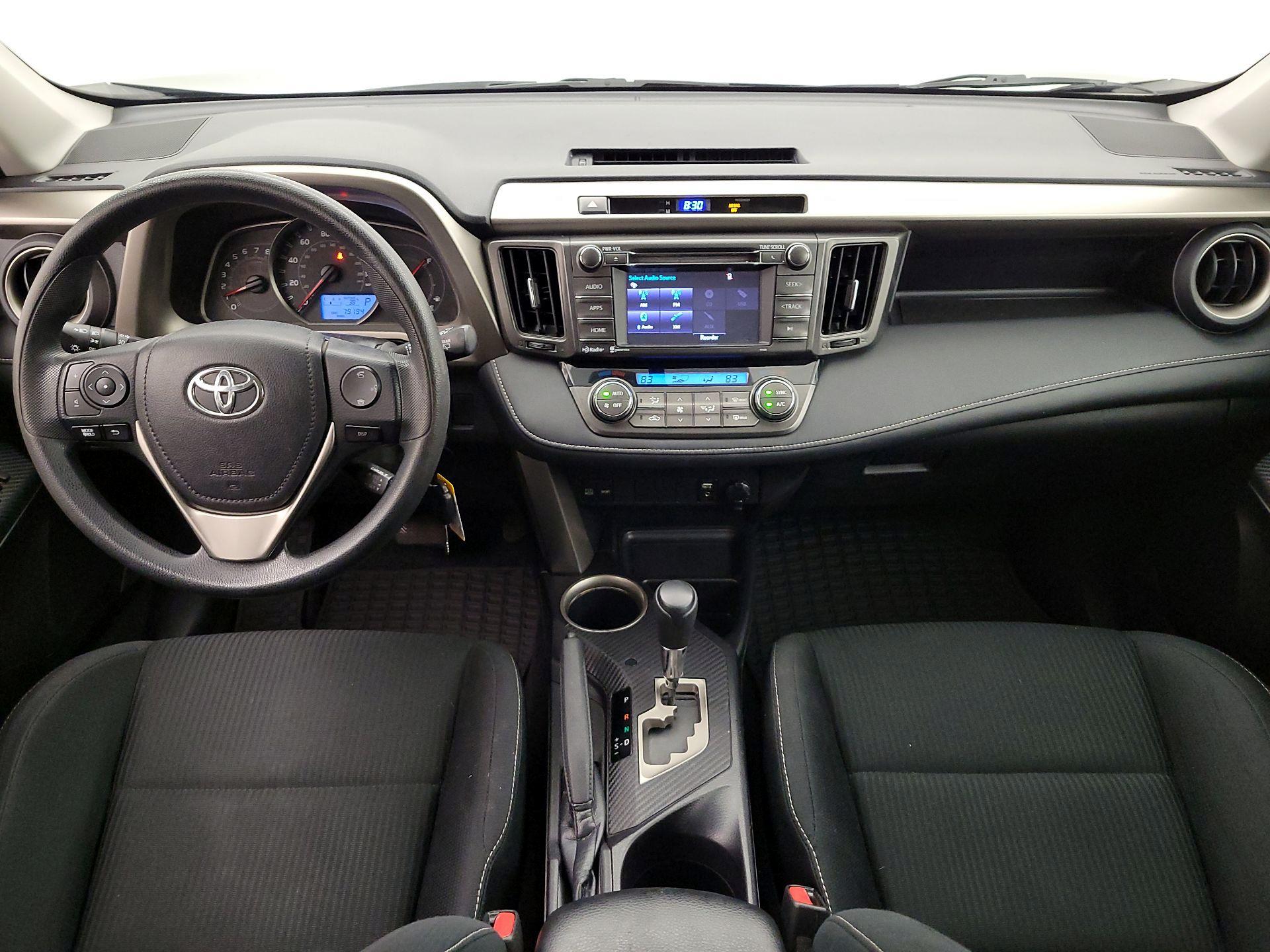 Thumbnail: 2015 Toyota RAV4 - 9