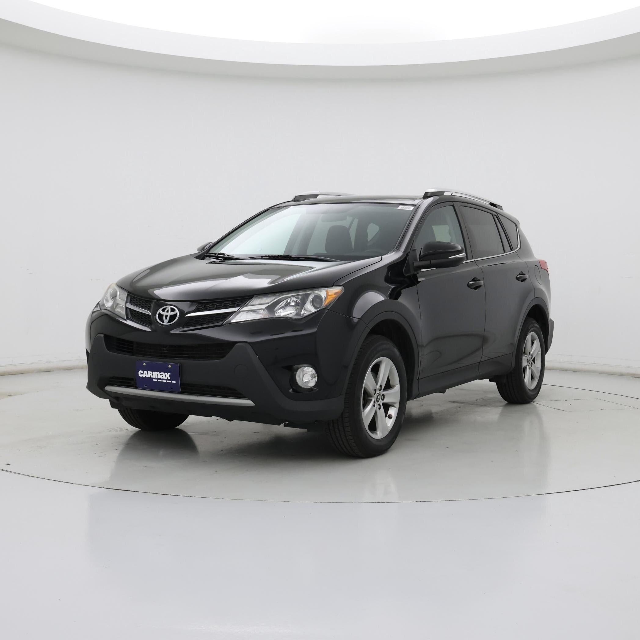 Thumbnail: 2015 Toyota RAV4 - 4