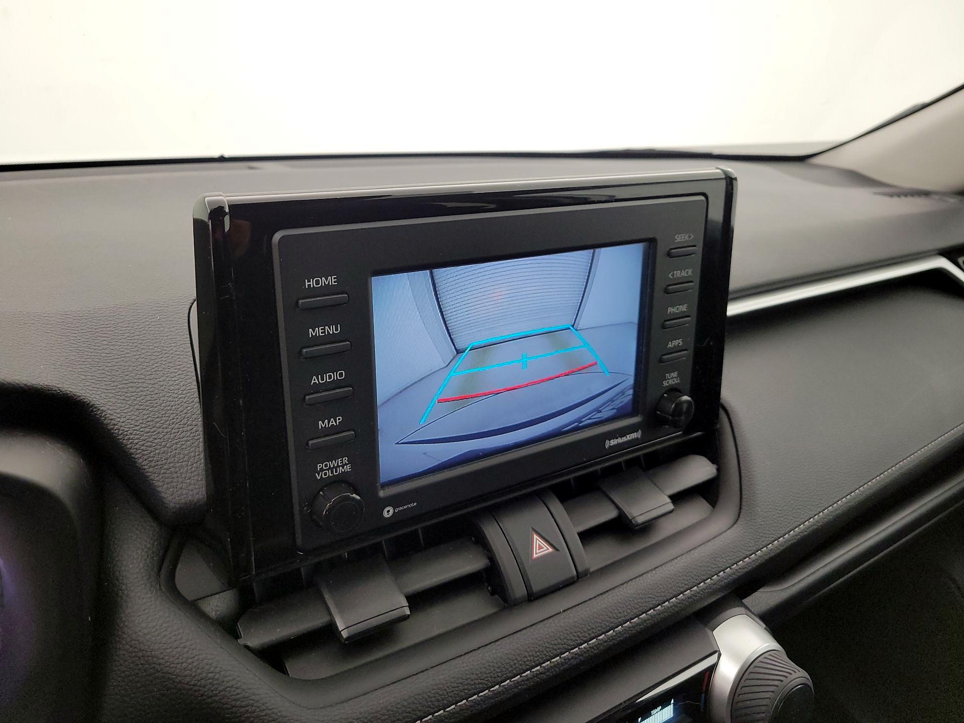 Thumbnail: 2021 Toyota RAV4 - 15