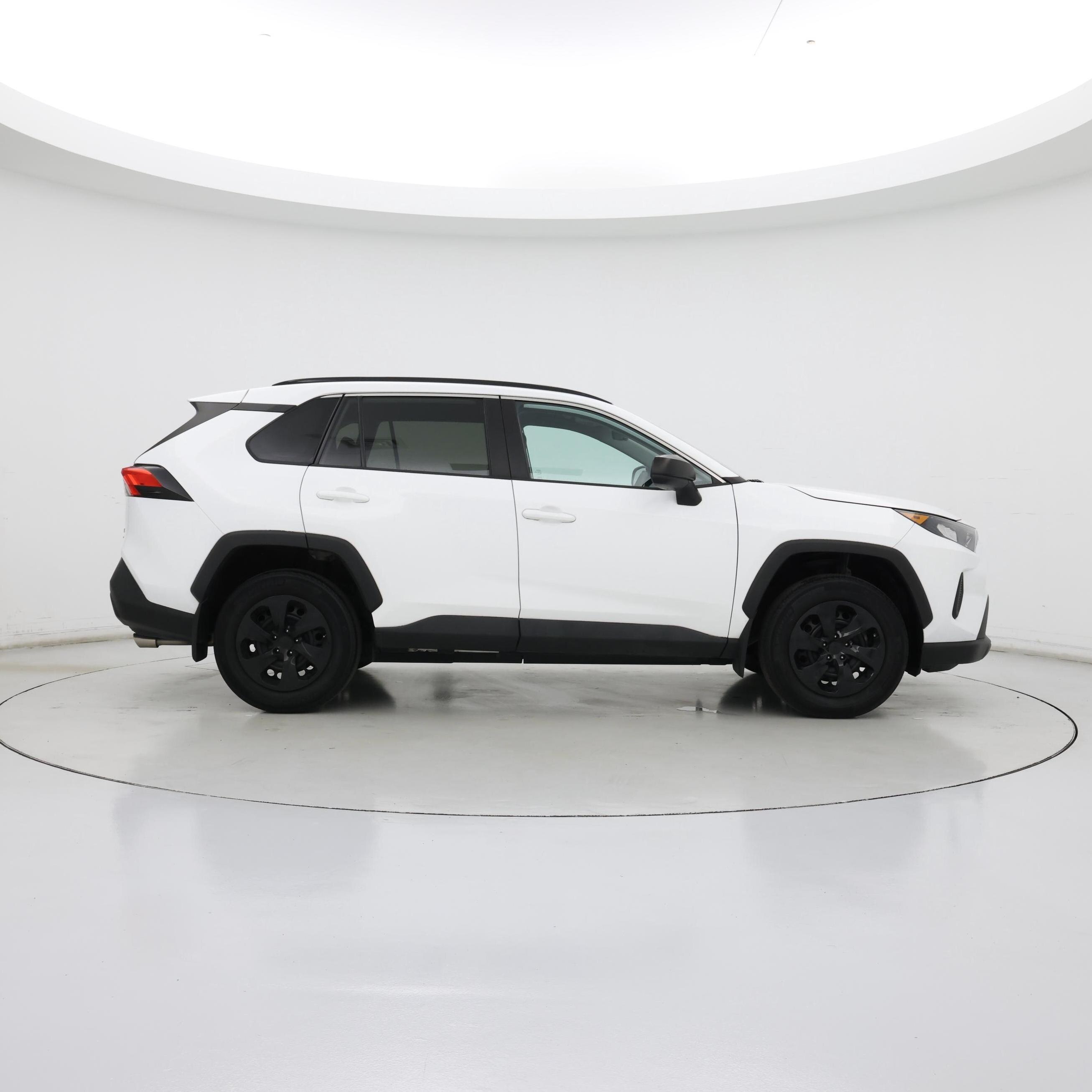 Thumbnail: 2021 Toyota RAV4 - 7