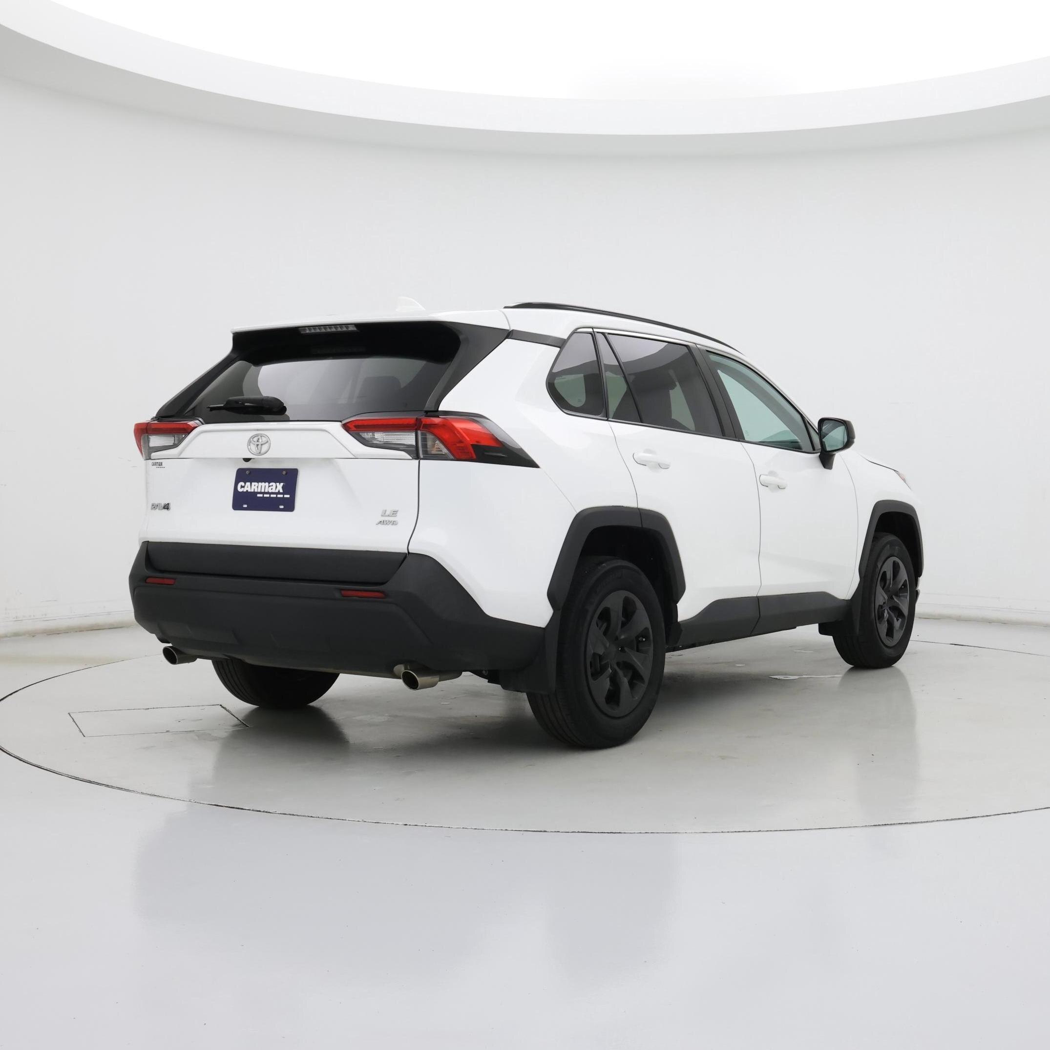 Thumbnail: 2021 Toyota RAV4 - 8