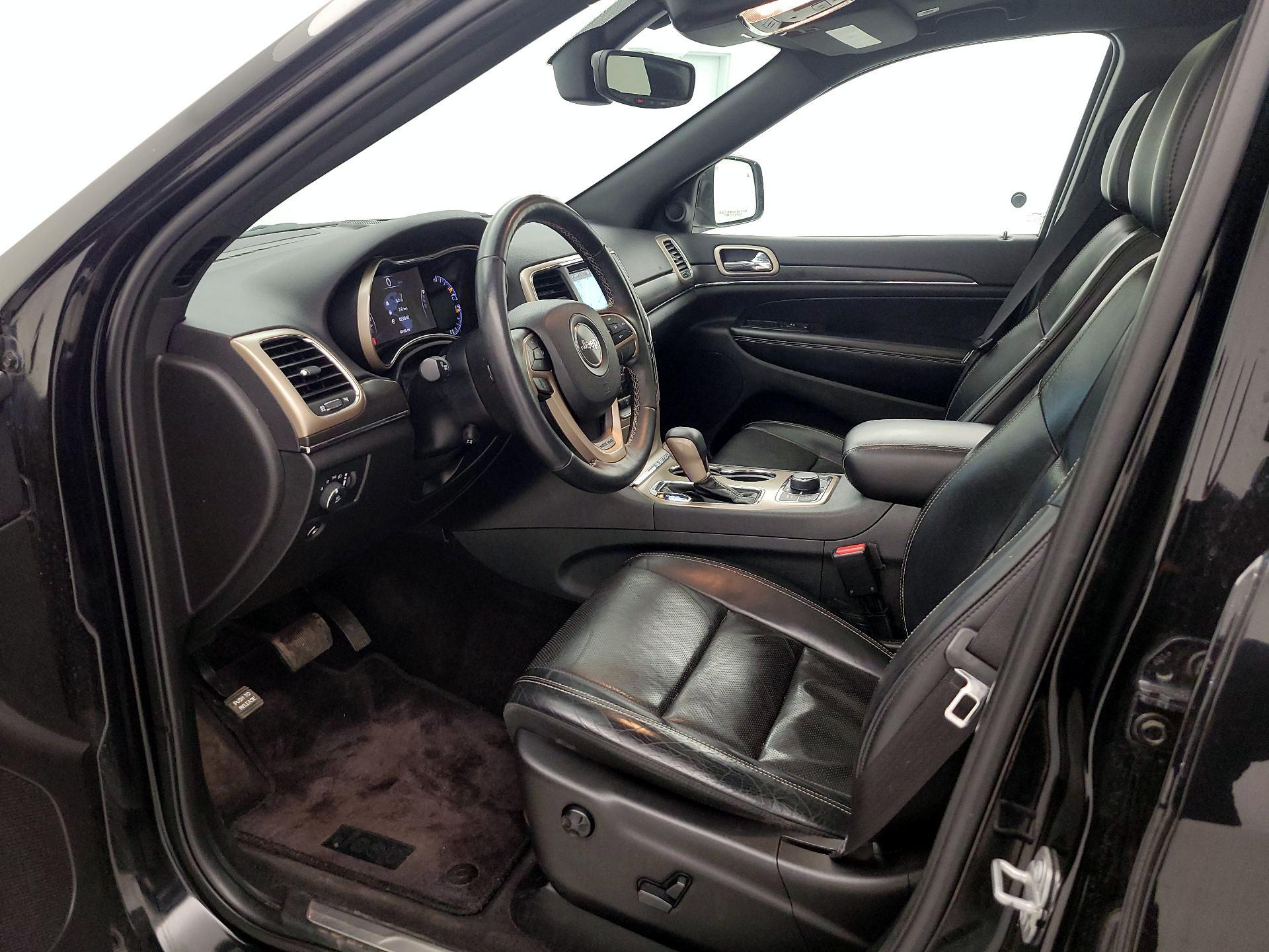 Thumbnail: 2017 Jeep Grand Cherokee - 11