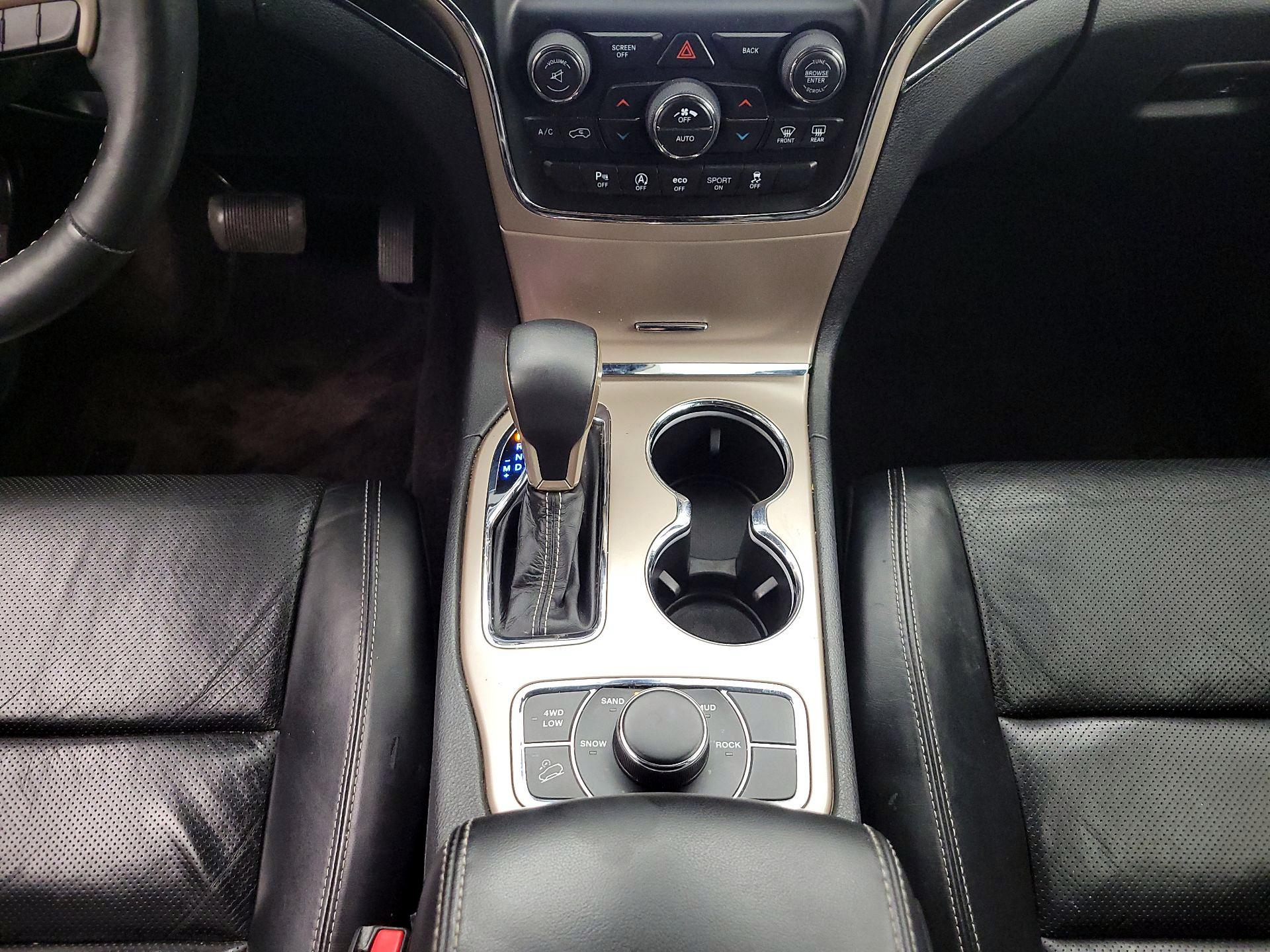 Thumbnail: 2017 Jeep Grand Cherokee - 18