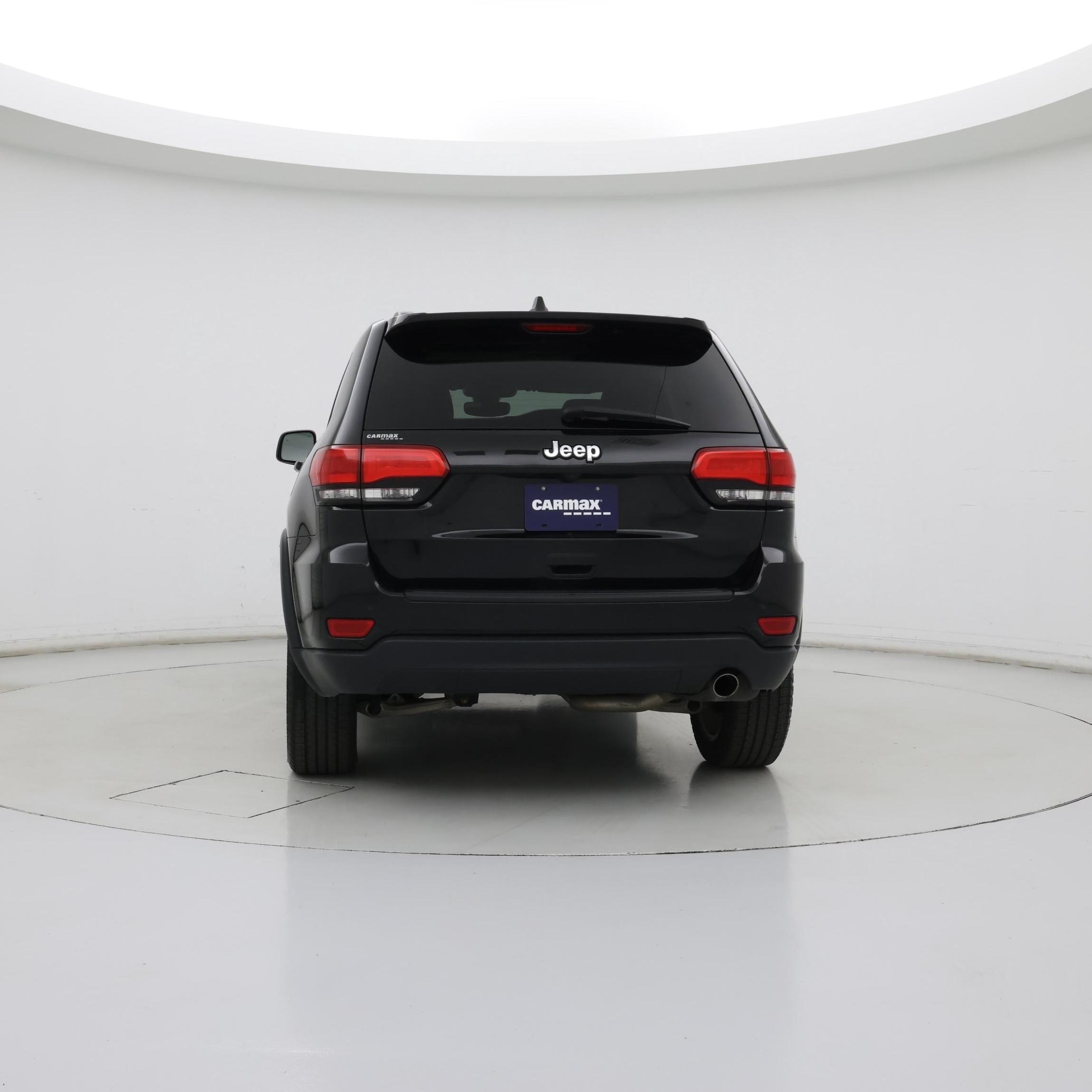 Thumbnail: 2017 Jeep Grand Cherokee - 6