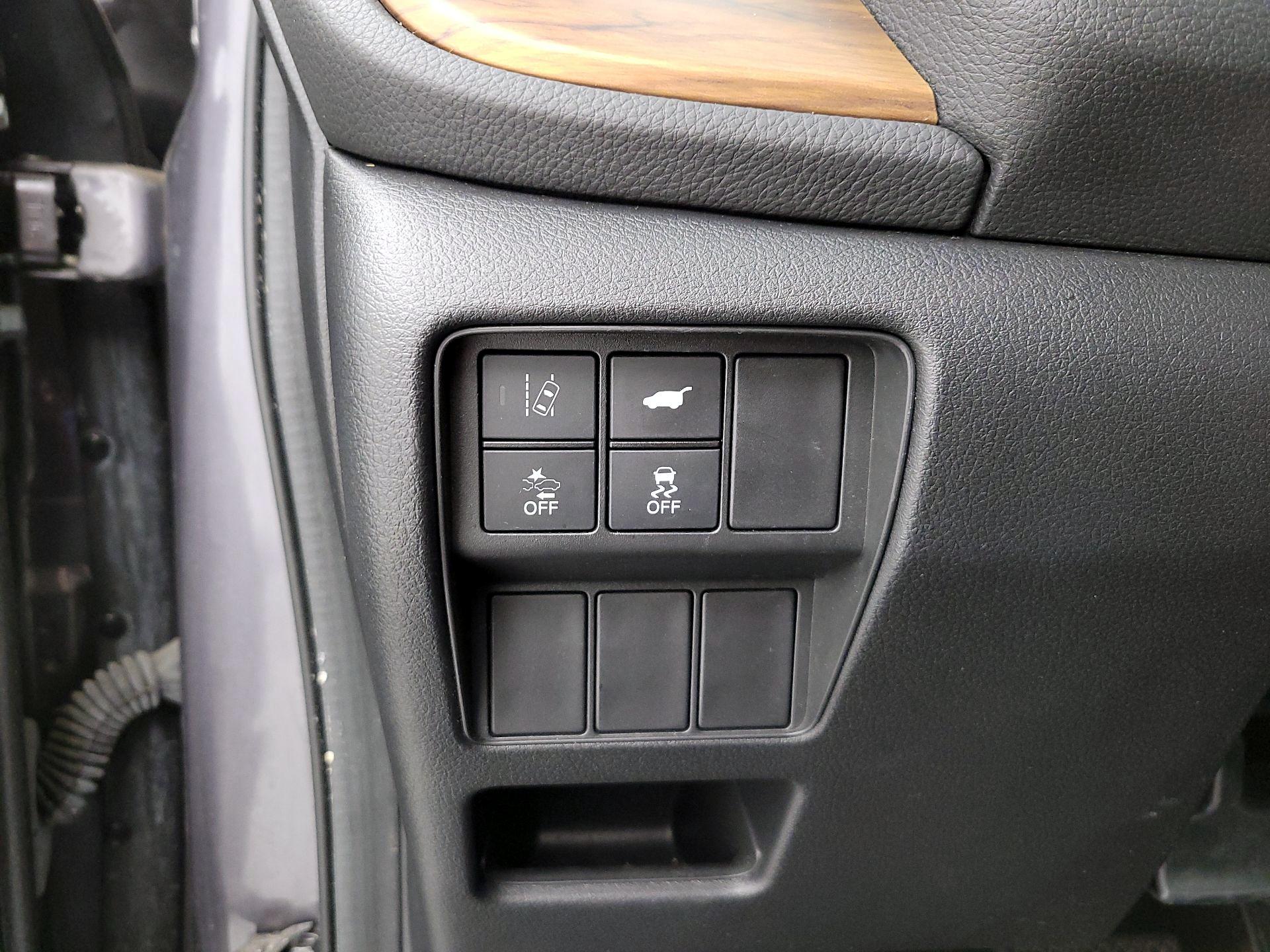 Thumbnail: 2018 Honda CR-V - 13