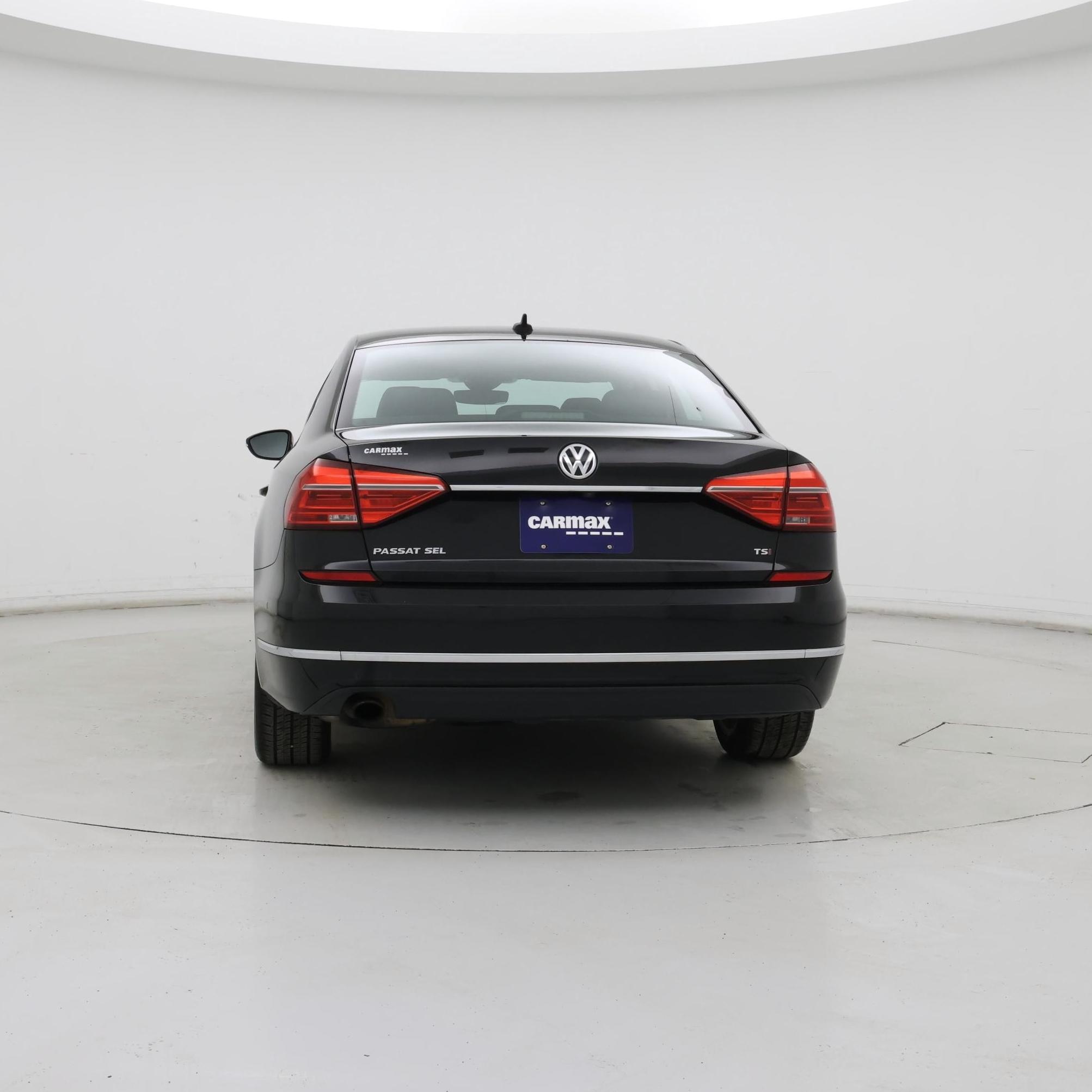 Thumbnail: 2016 Volkswagen Passat - 6