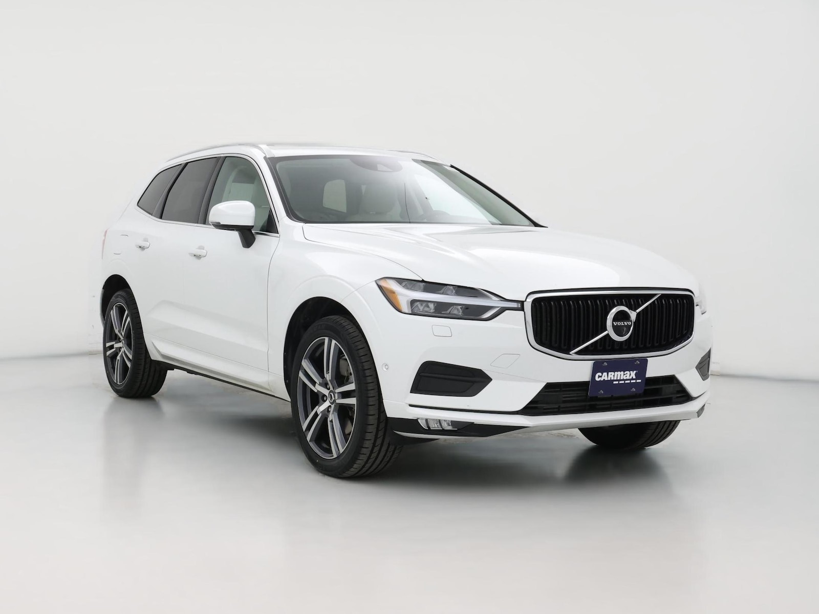 2019 Volvo XC60 Momentum