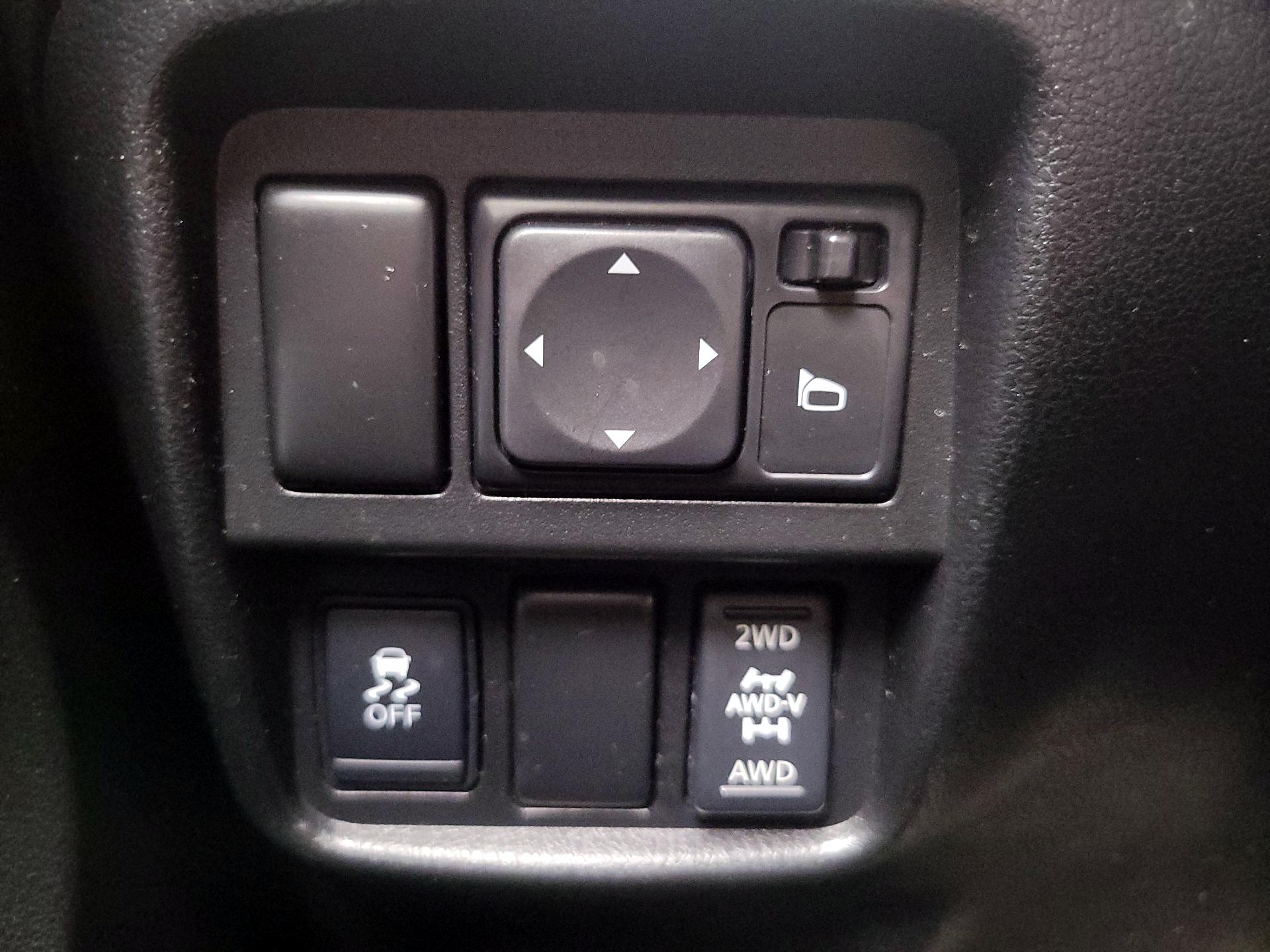 Thumbnail: 2014 Nissan Juke - 13