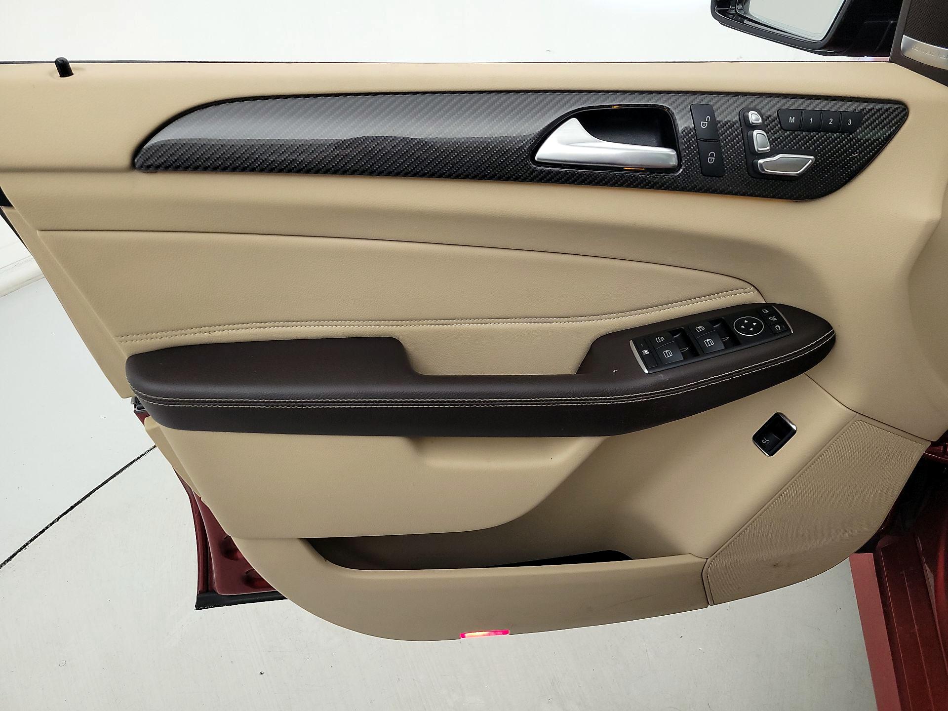 Thumbnail: 2018 Mercedes-Benz GLE - 12