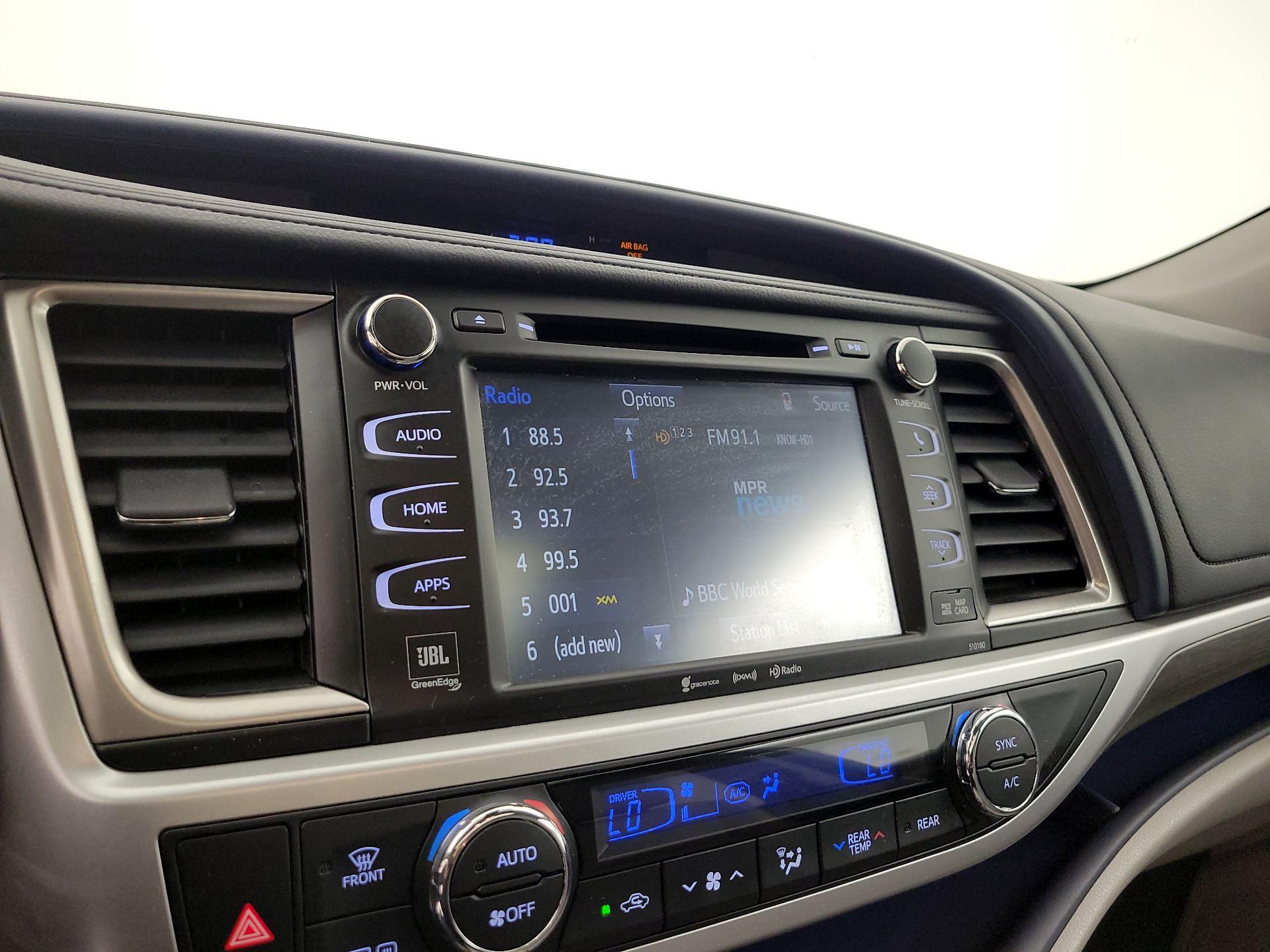 Thumbnail: 2017 Toyota Highlander - 15