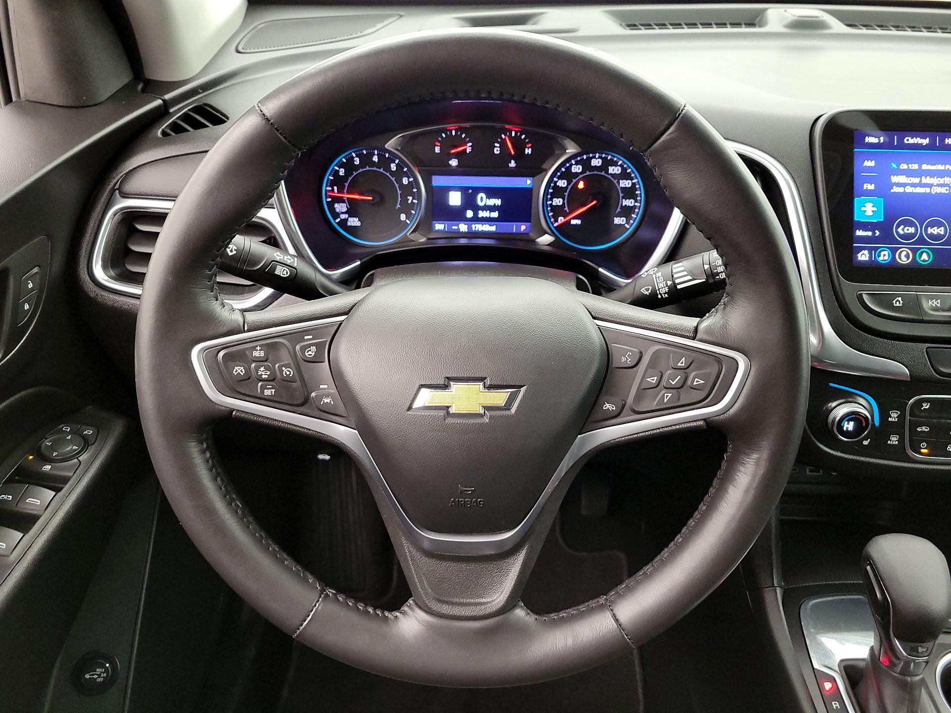 Thumbnail: 2022 Chevrolet Equinox - 10