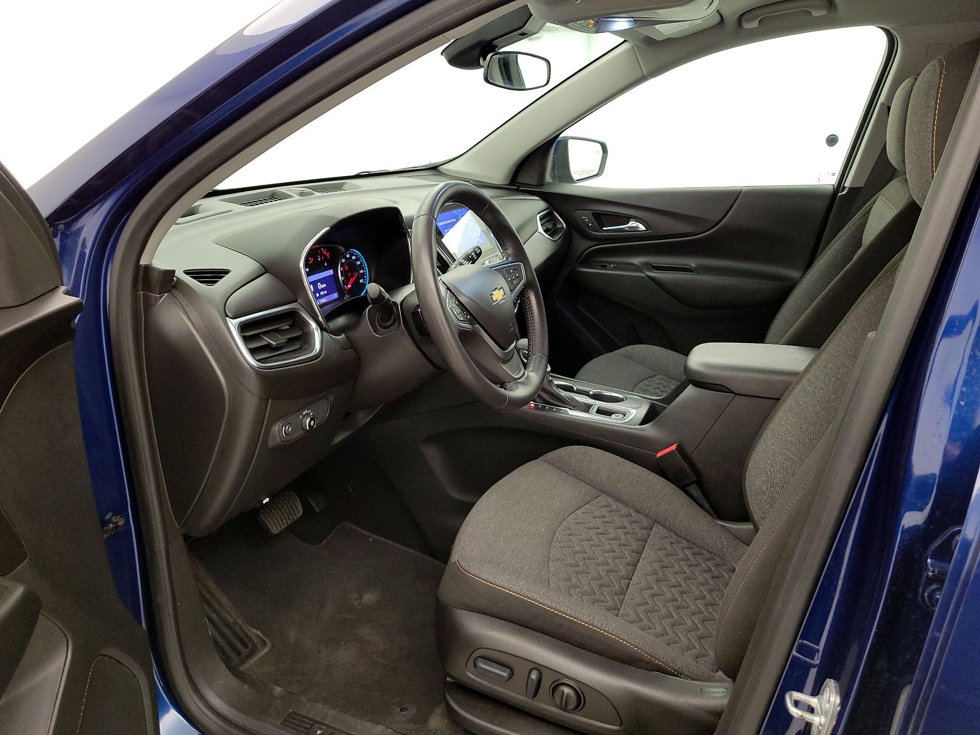 Thumbnail: 2022 Chevrolet Equinox - 11