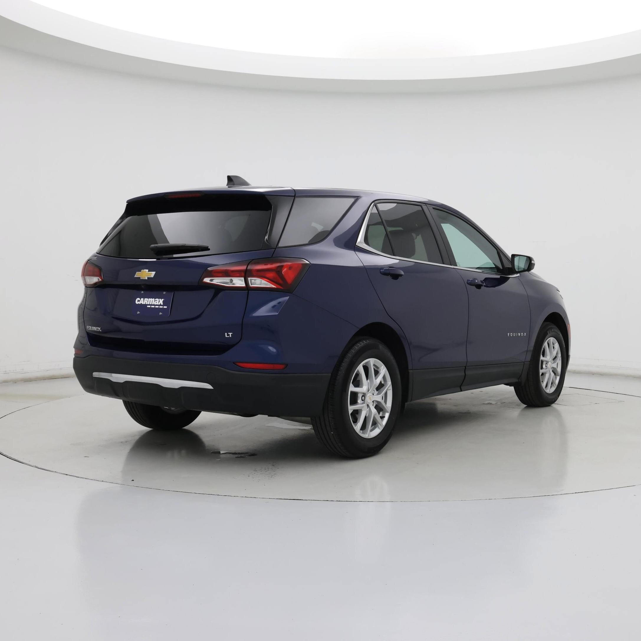 Thumbnail: 2022 Chevrolet Equinox - 8