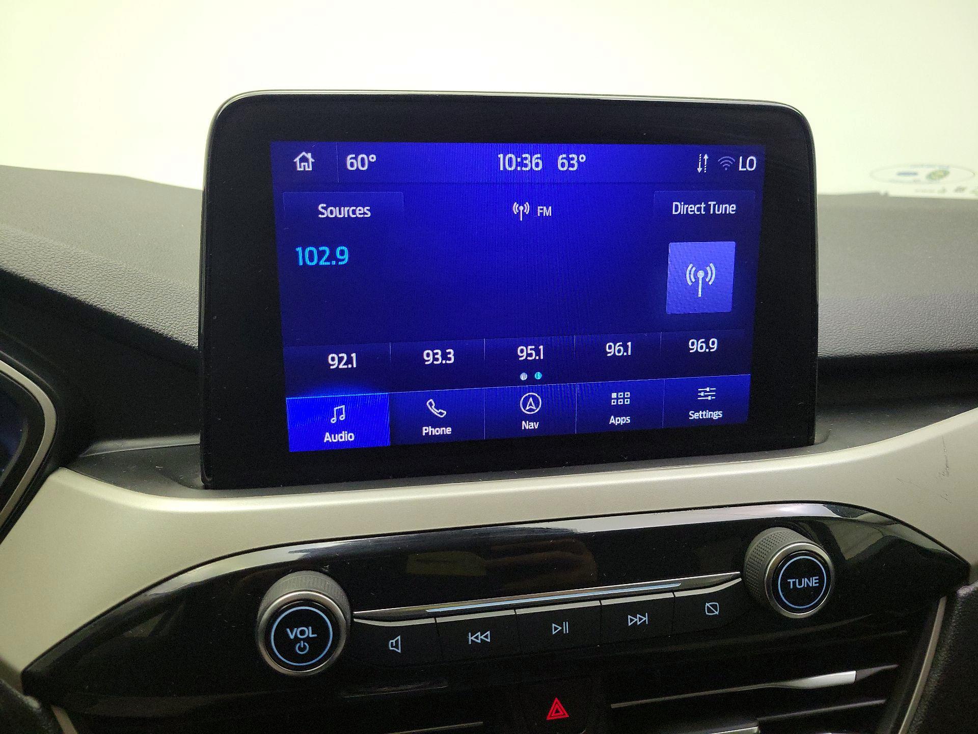 Thumbnail: 2022 Ford Escape - 16