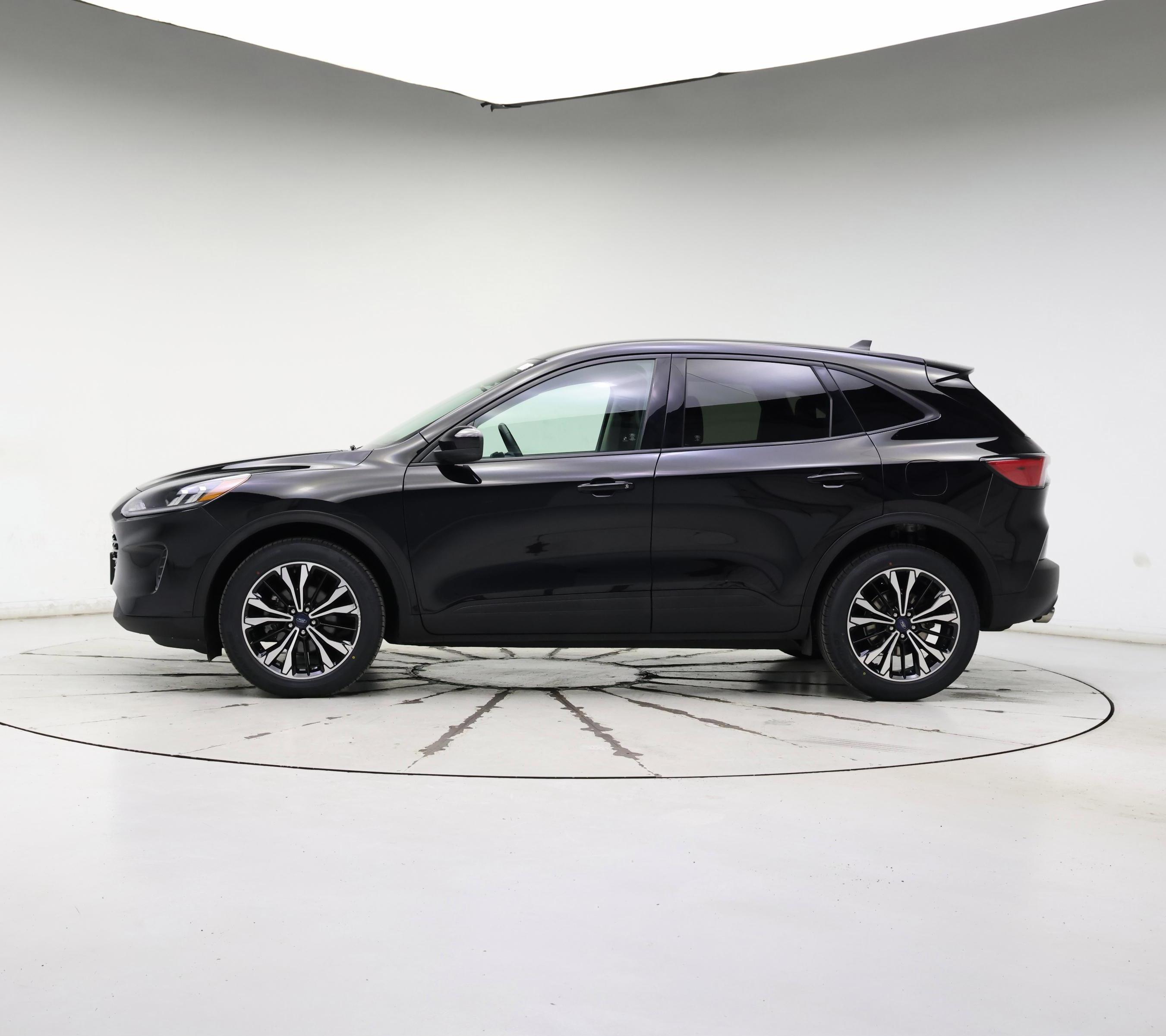 Thumbnail: 2022 Ford Escape - 3