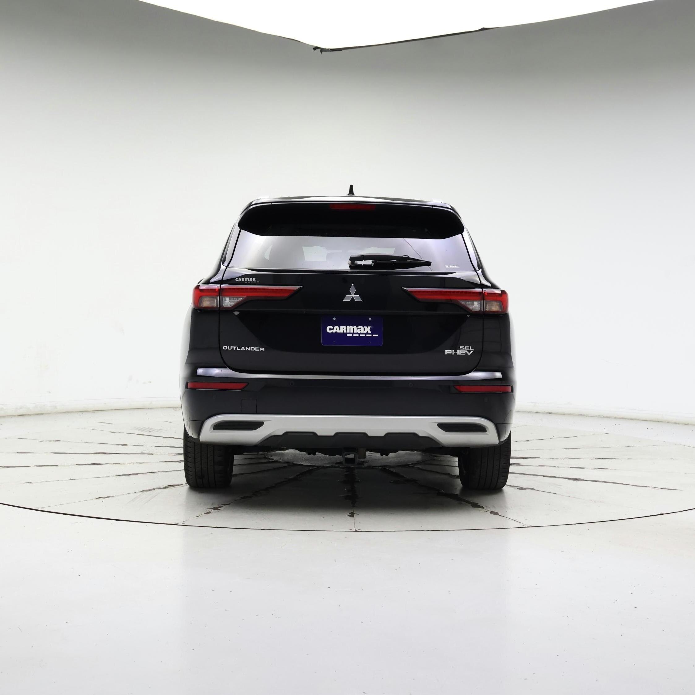 Thumbnail: 2023 Mitsubishi Outlander - 6