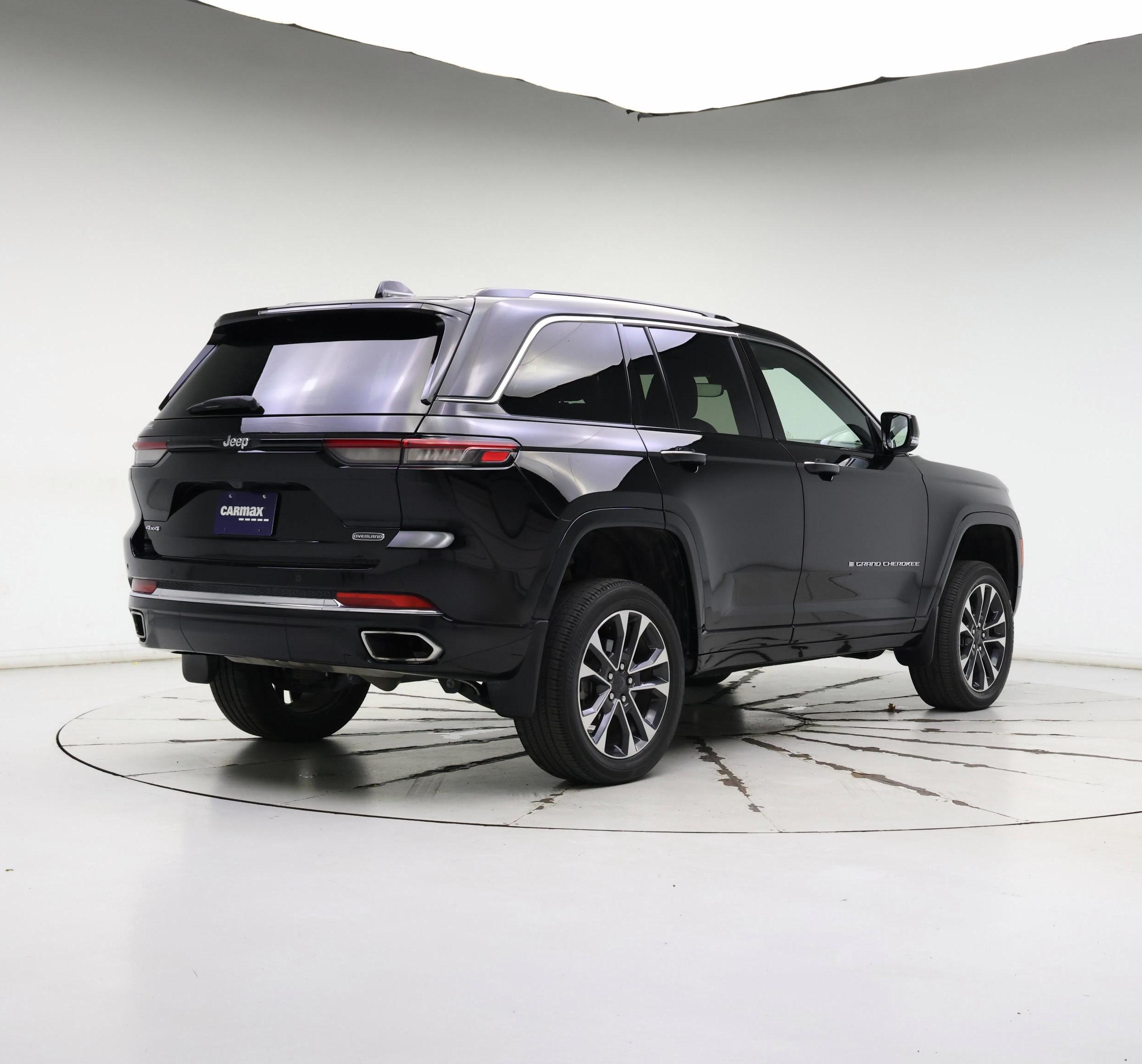 Thumbnail: 2022 Jeep Grand Cherokee - 8